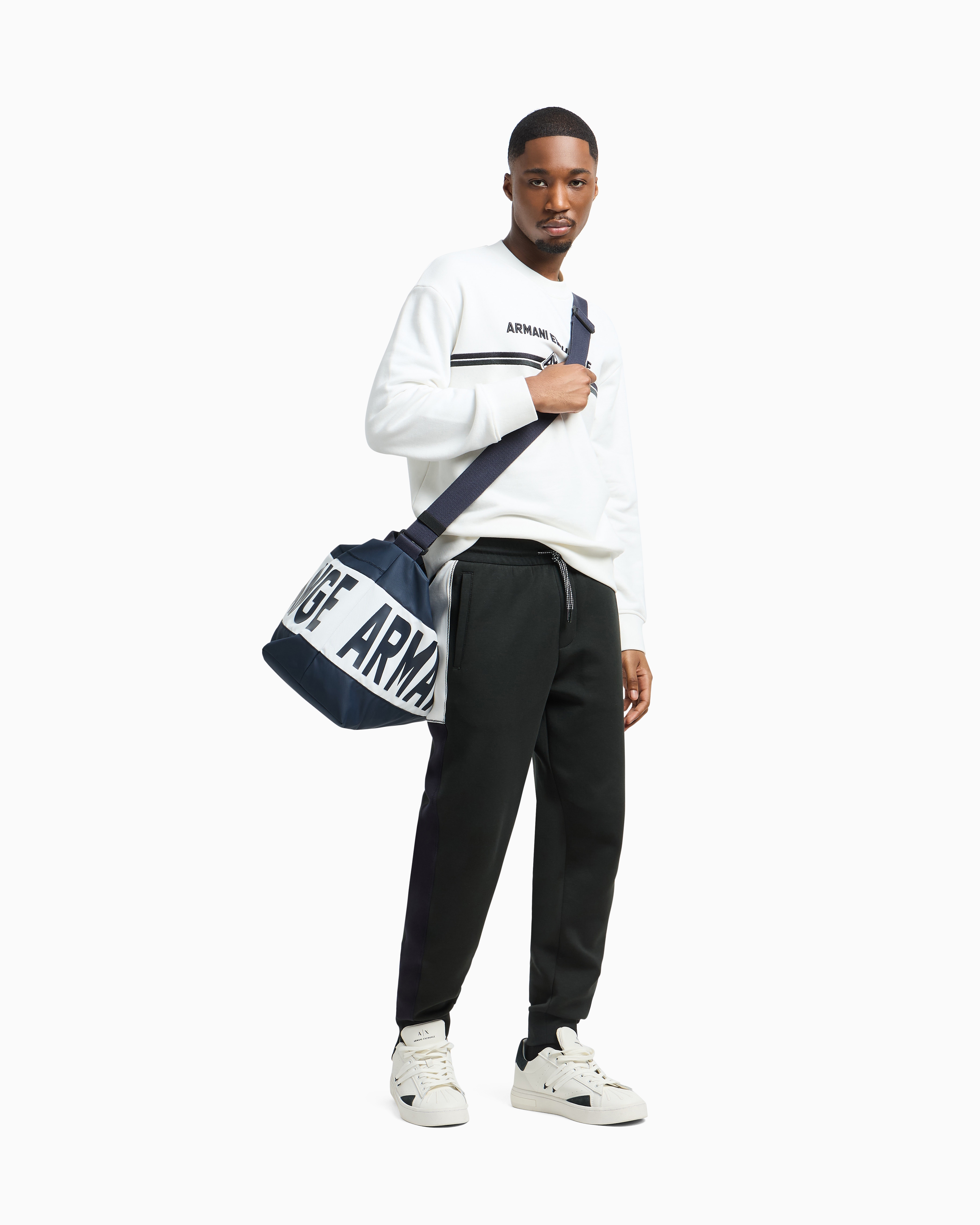 Armani Exchange Crewneck Sweatshirt With Logo Print On The Chest In White