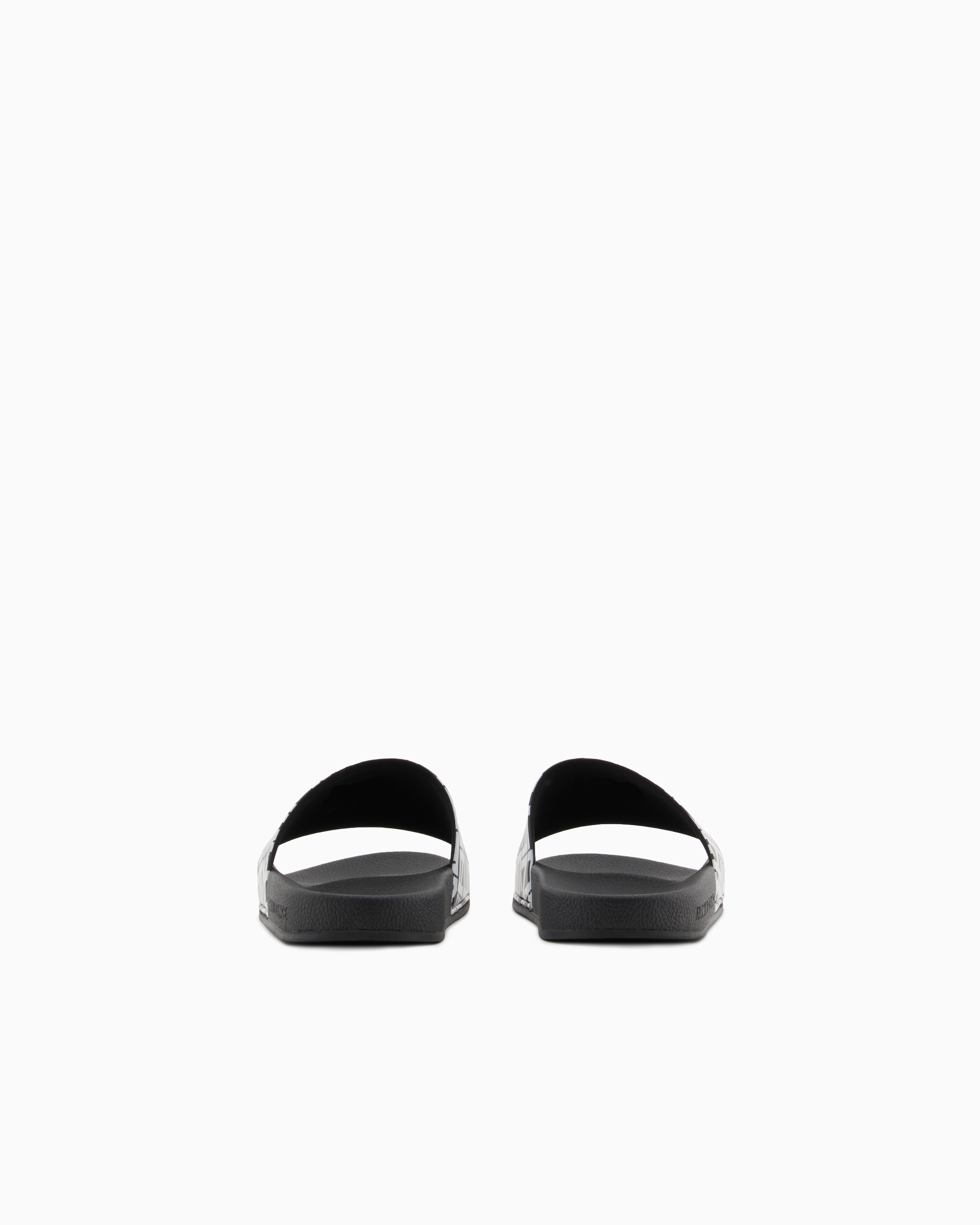 Armani Exchange Slides In Black