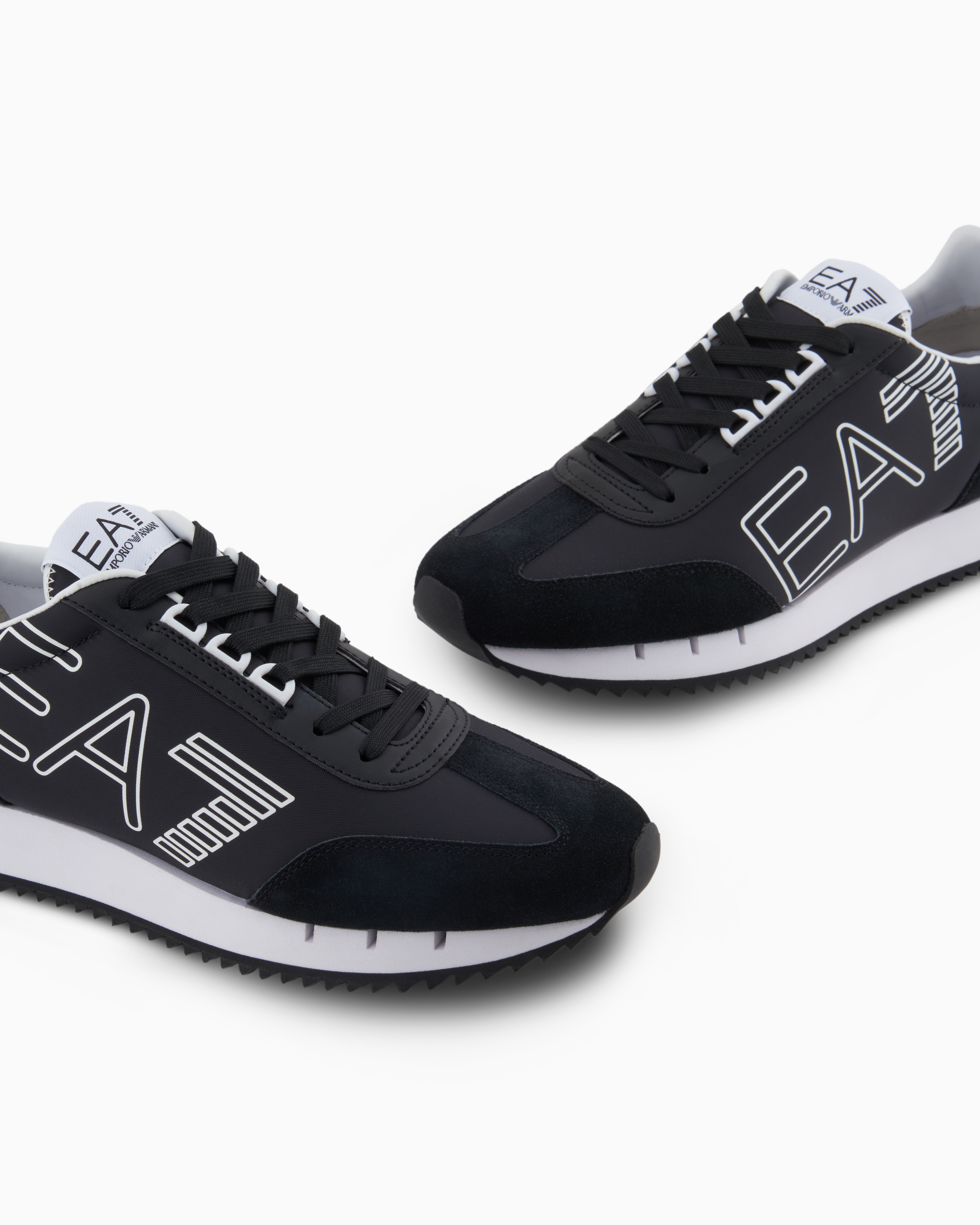 Ea7 Black And White Vintage Sneakers In Schwarz