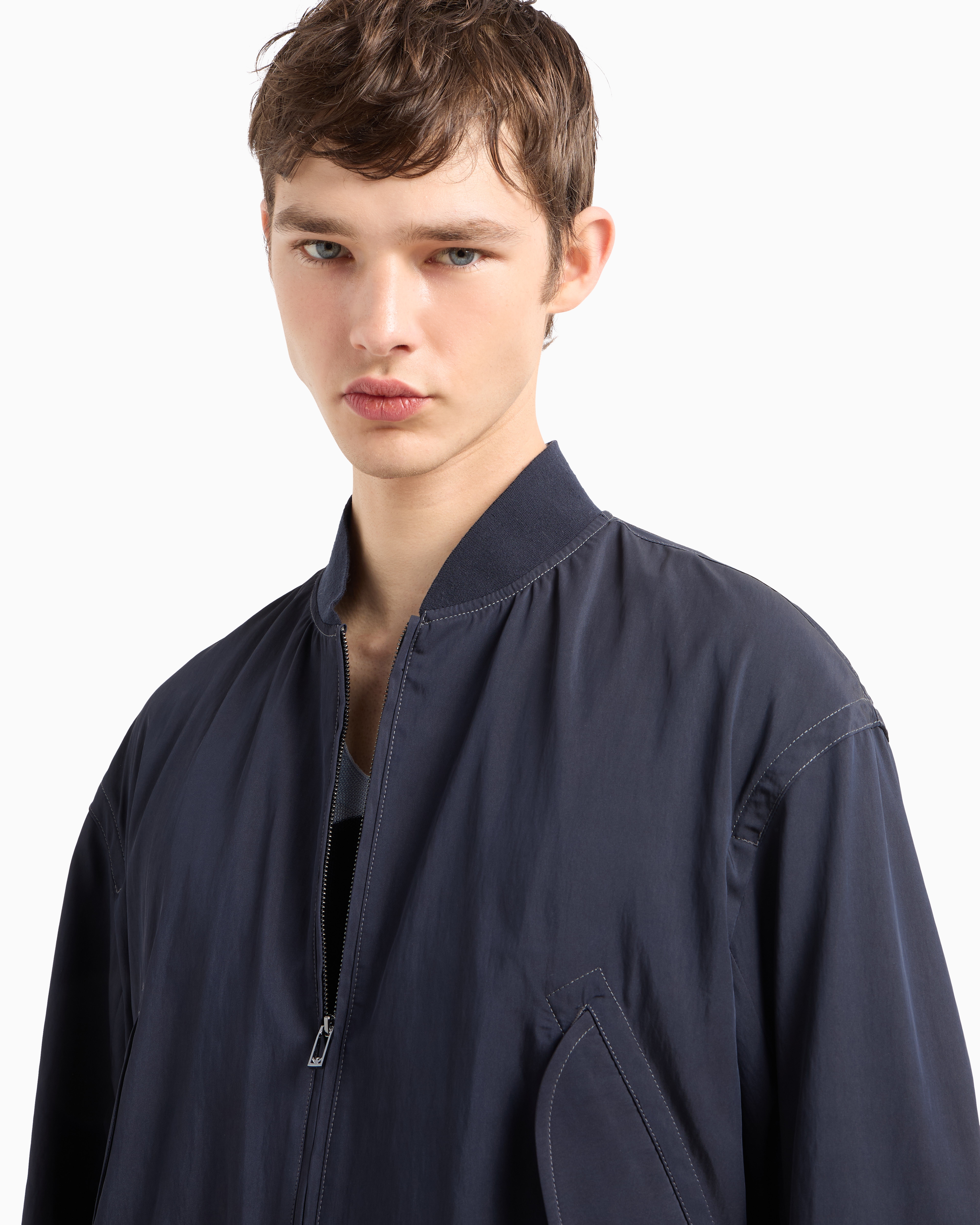 Emporio Armani Blouson Mit Bomberkragen Aus Viskose-nylon In Blue