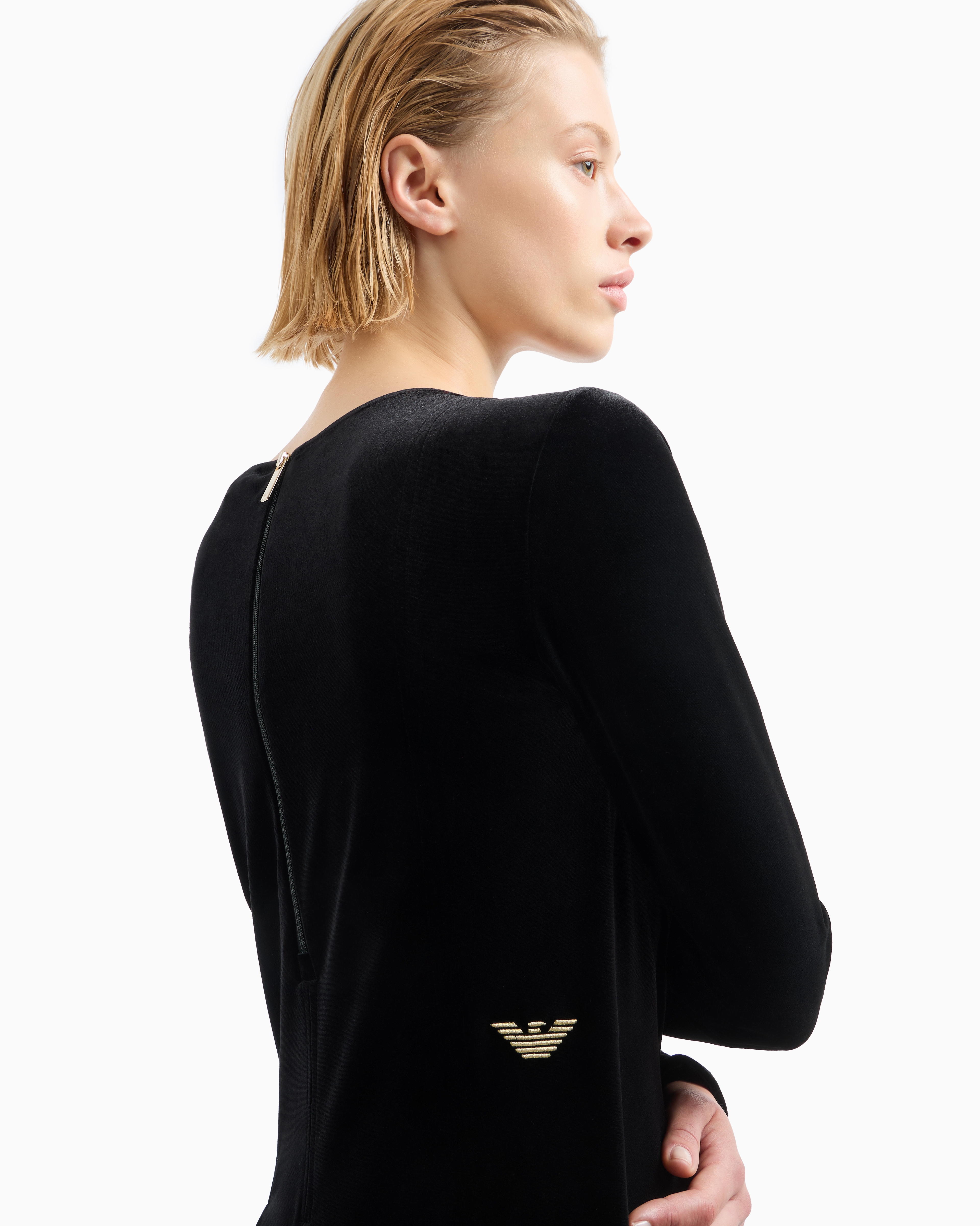 Emporio Armani Ausgestelltes Kleid Aus Chenille Zum Mondneujahr In Schwarz
