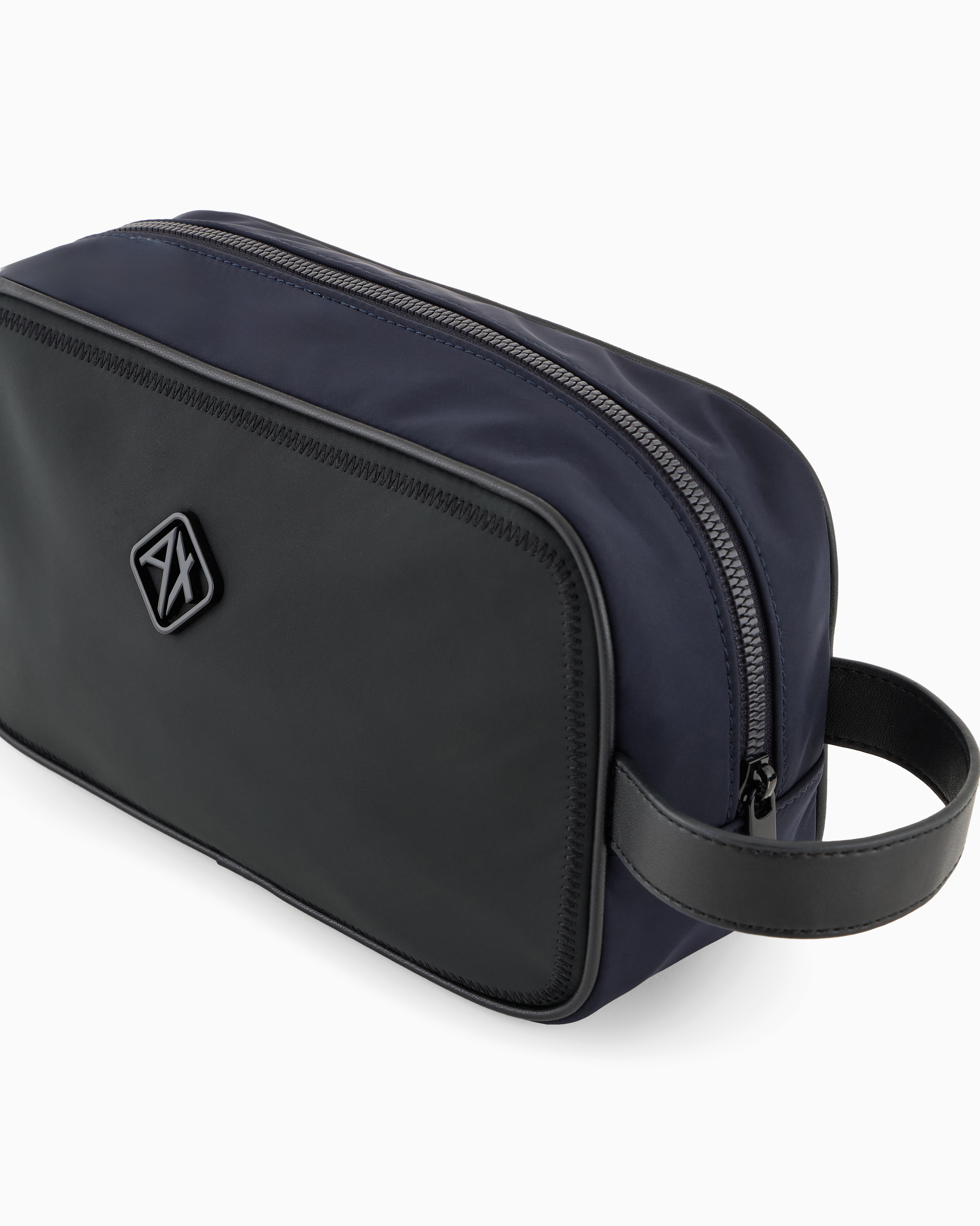 Armani Exchange Beauyt Case With Nylon Zip With Logo In Green
