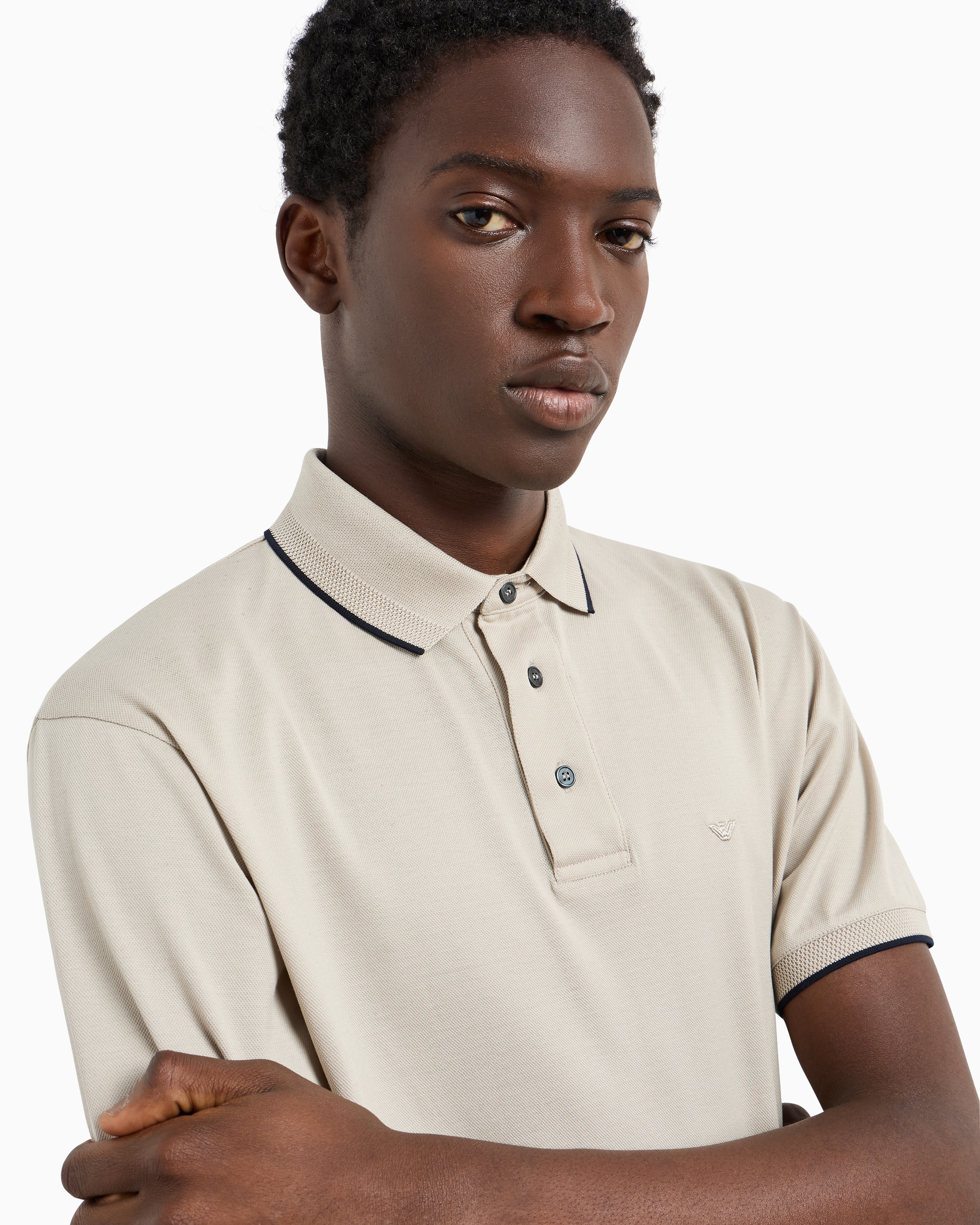 Tシャツ・カットソー EMPORIO ARMANI SS25 POLO SHIRT (EM000858 AF12955 U1098) Stretch piqué polo shirt with micro eagle embroidery