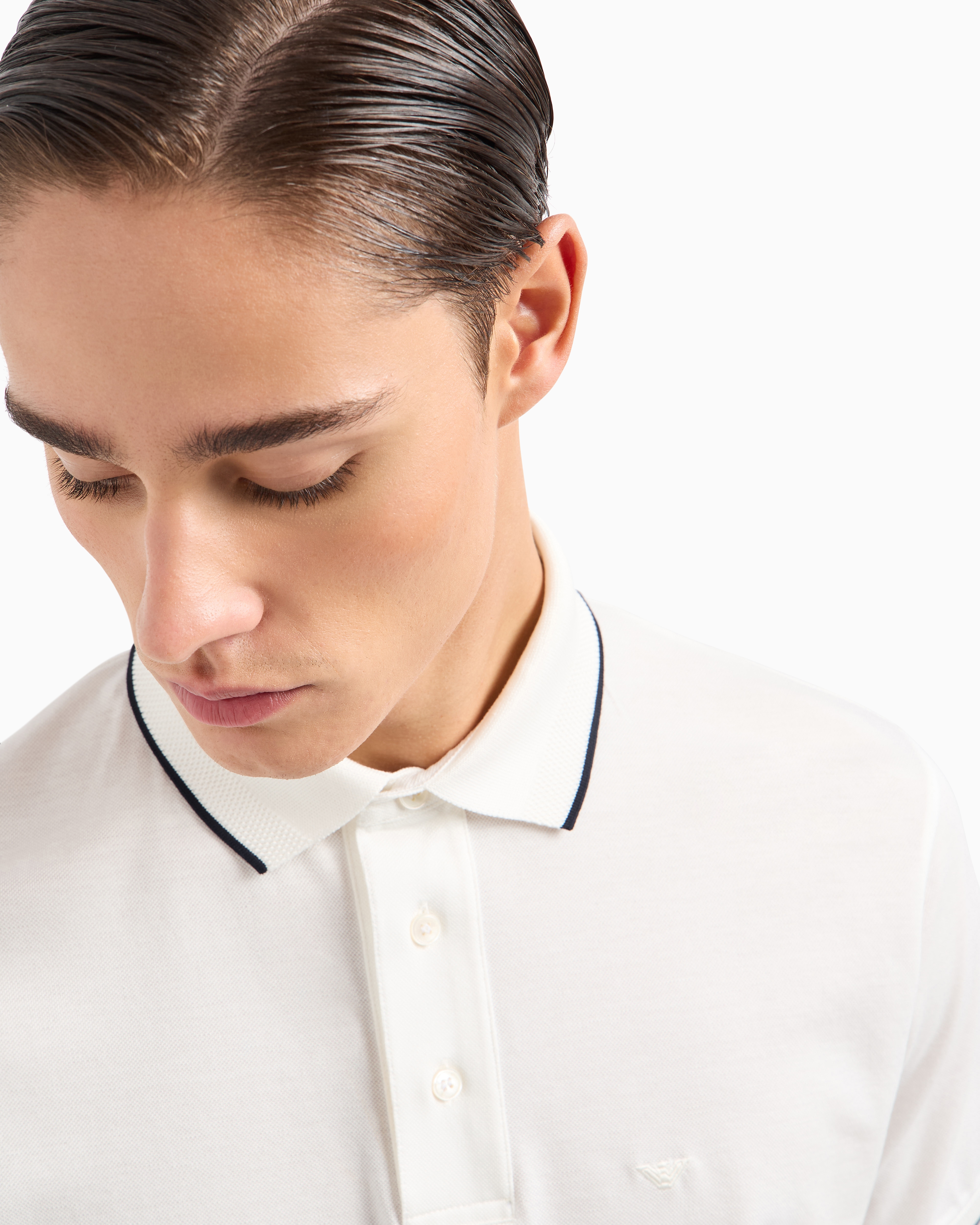 Tシャツ・カットソー EMPORIO ARMANI SS25 POLO SHIRT (EM000858 AF12955 U0003) Polo with contrasting logo in cotton spandex | Armani Exchange