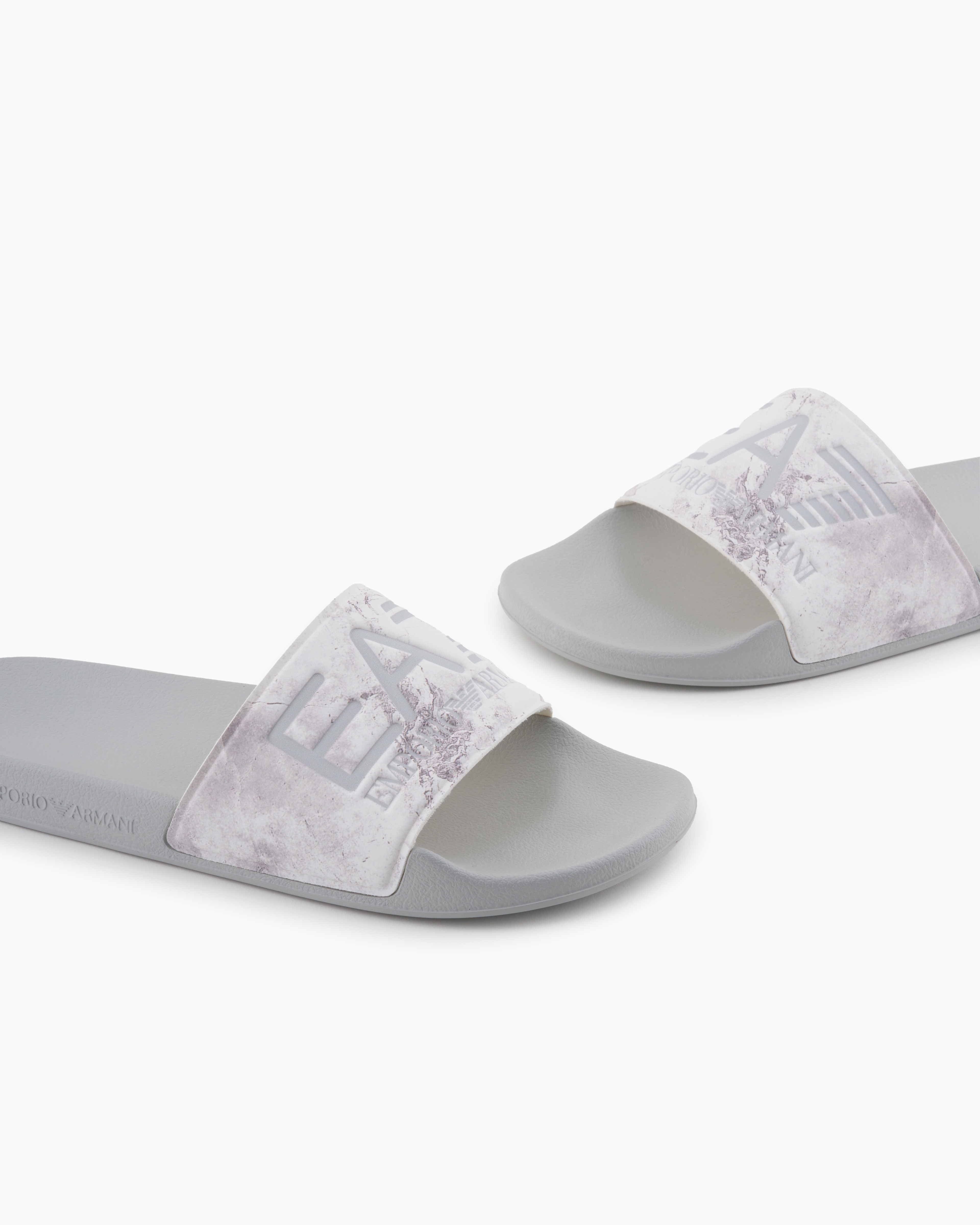 EA7 SLIDES WITH OVERSIZED LOGO