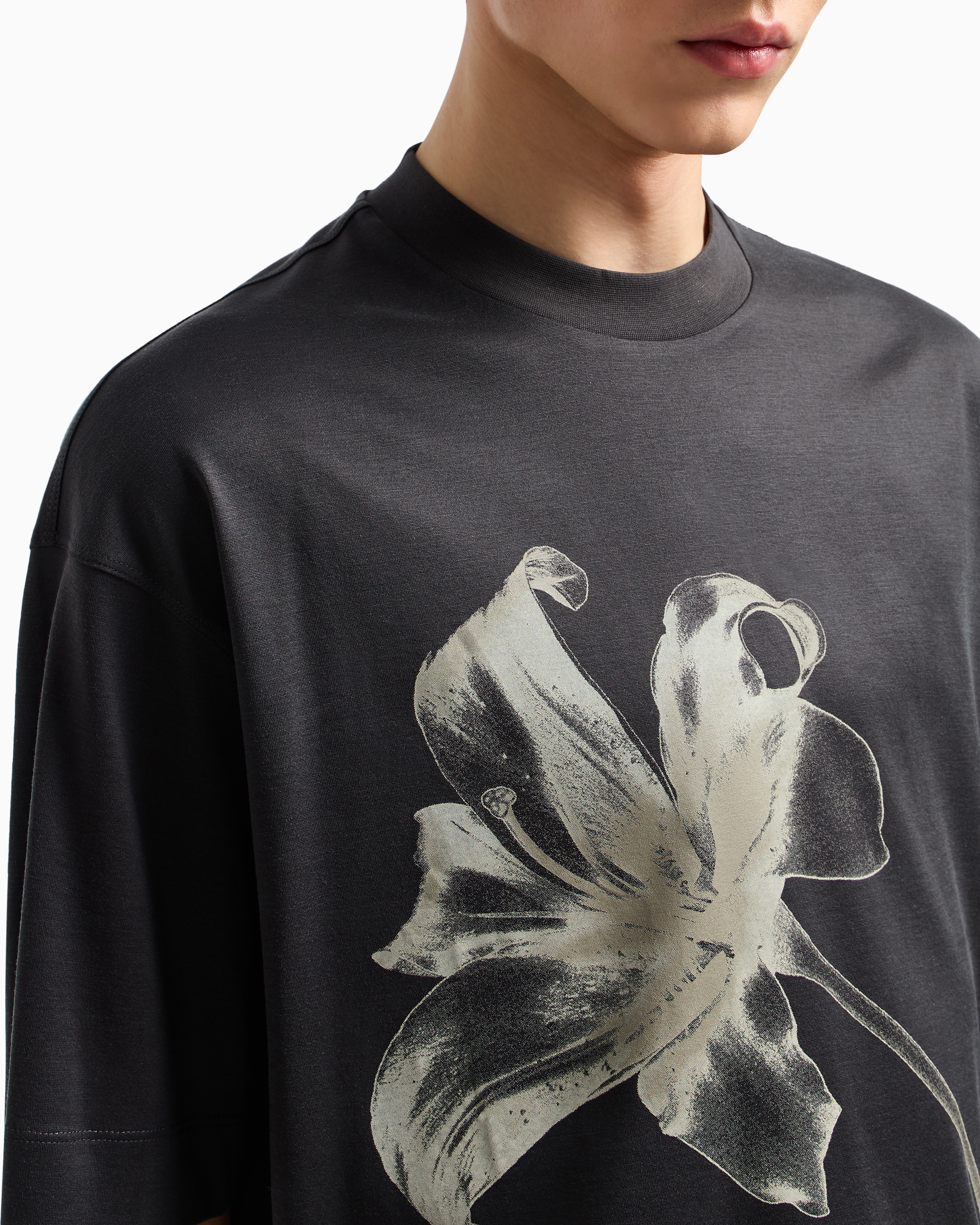 Emporio Armani Asv Lyocell Blend Jersey Oversized T-shirt With Lily Print In Grey
