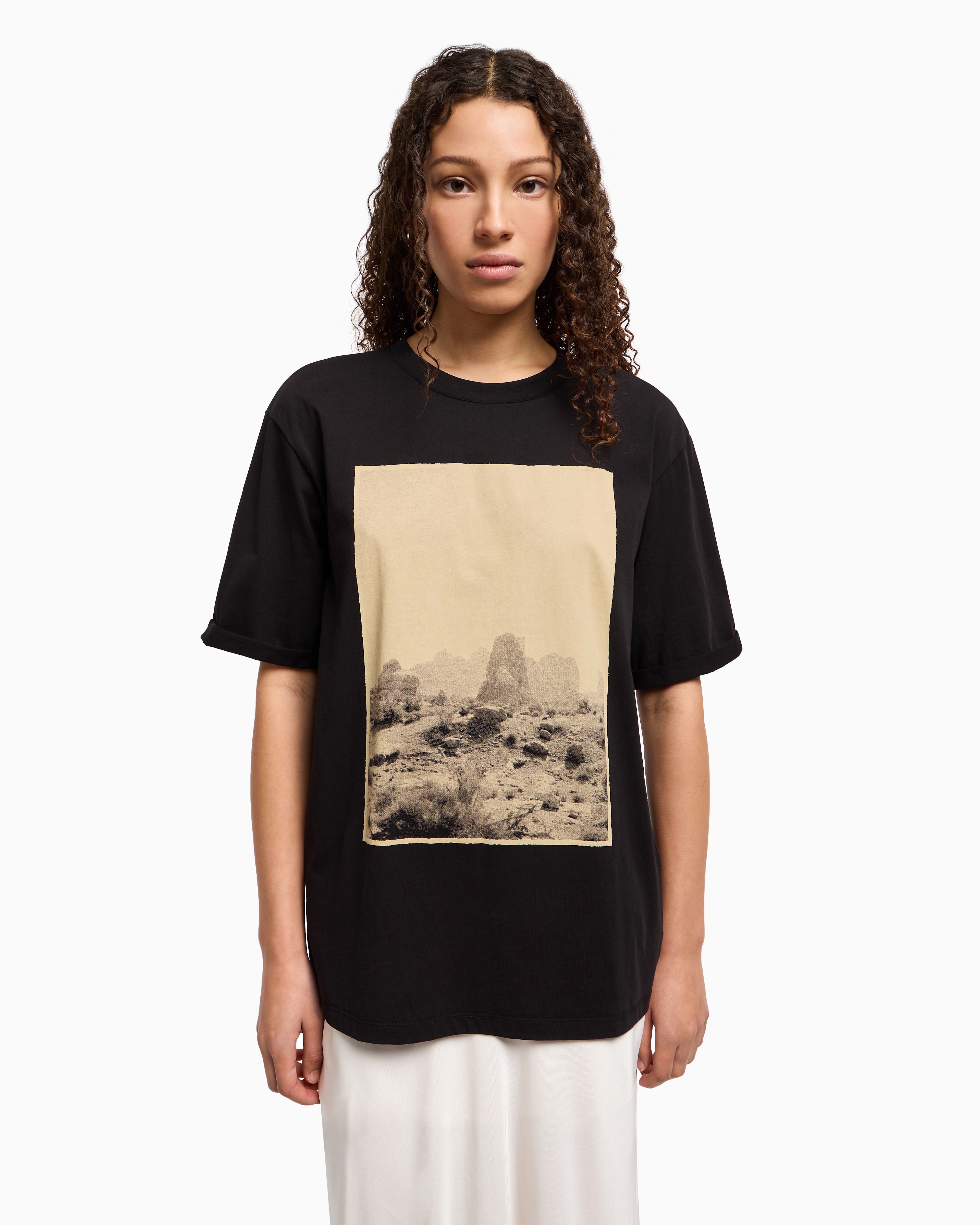 Armani Exchange Relaxed Fit T-shirts In Black