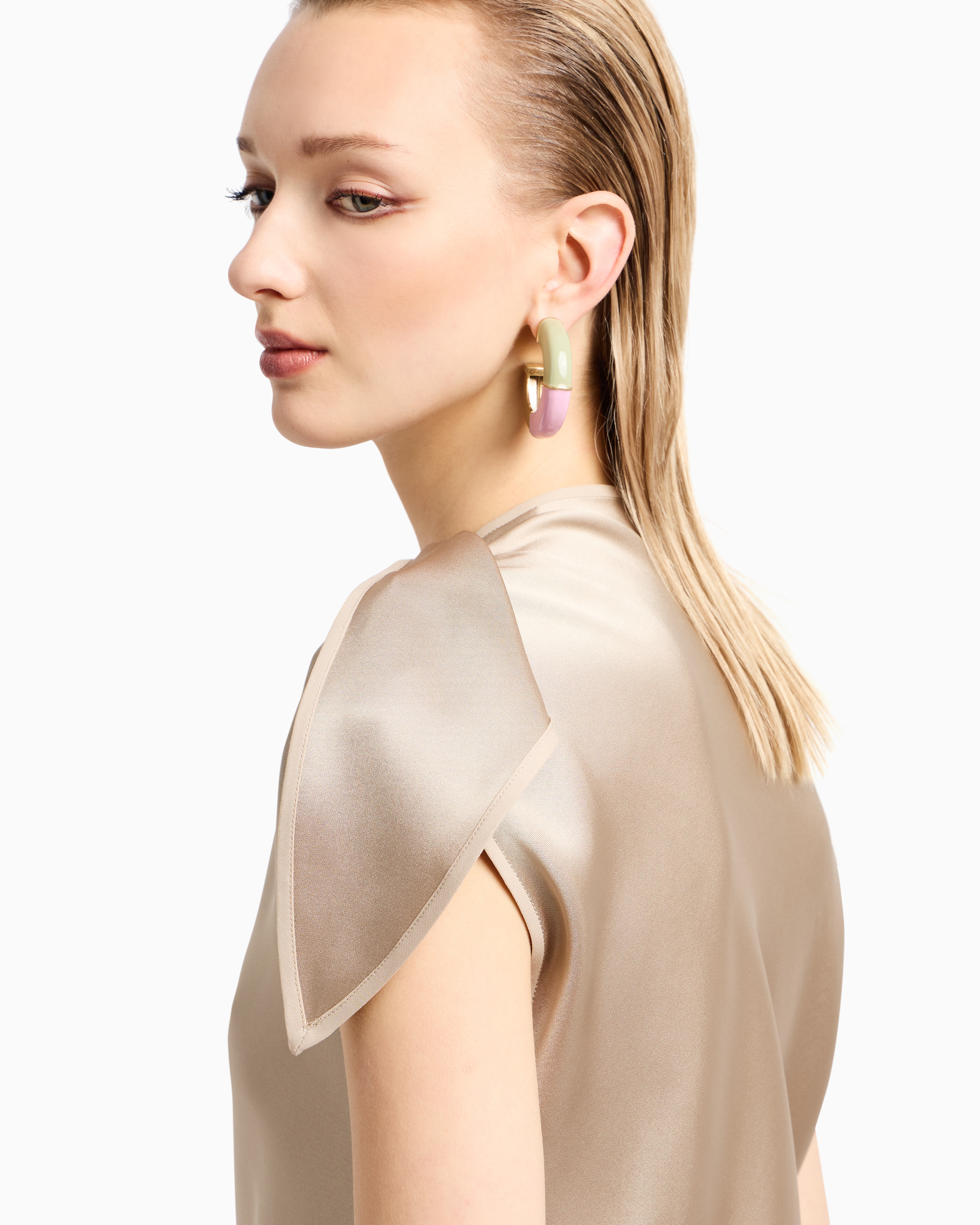 GW000686_TE10101_U8048_A_SS202