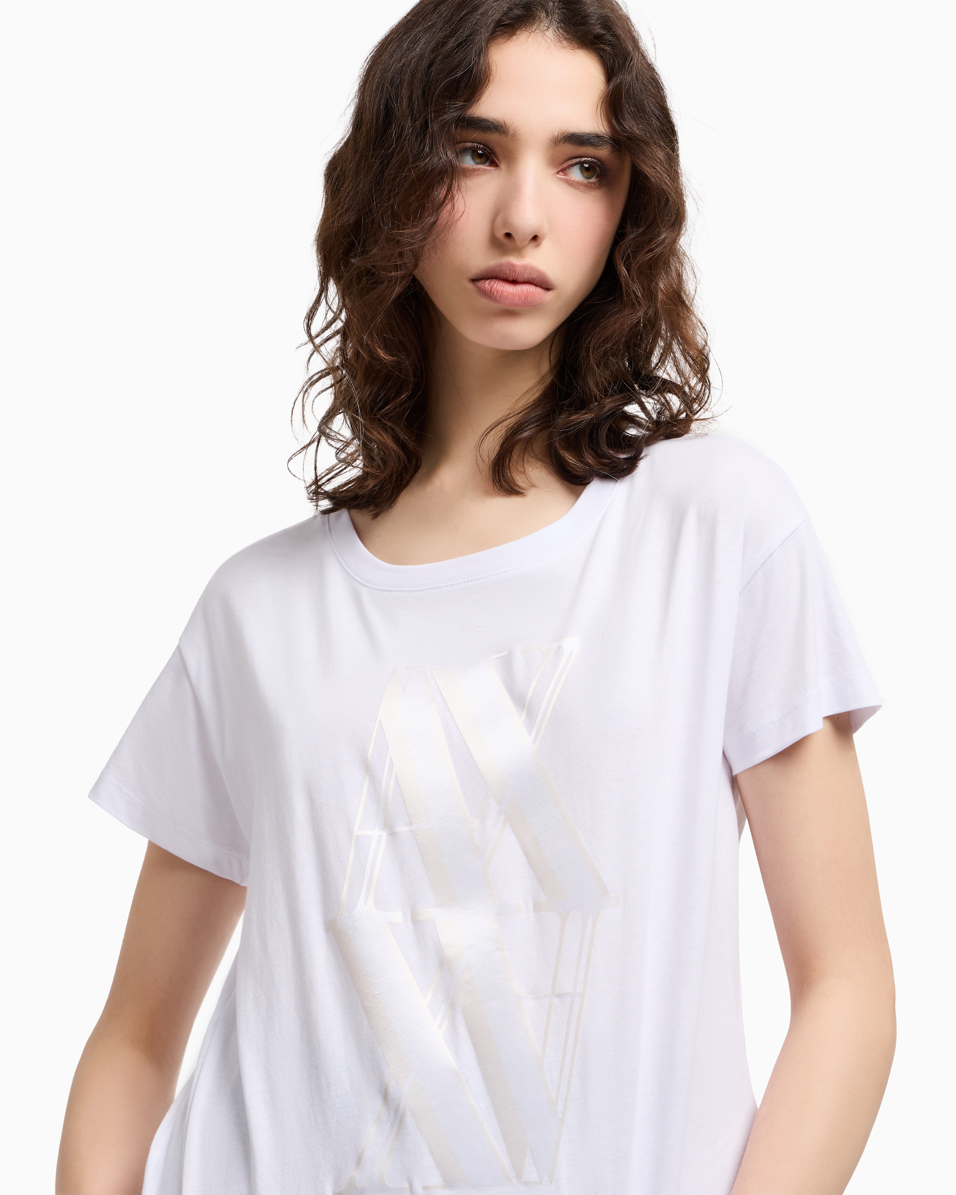 Armani Exchange Relaxed Fit T-shirts In White