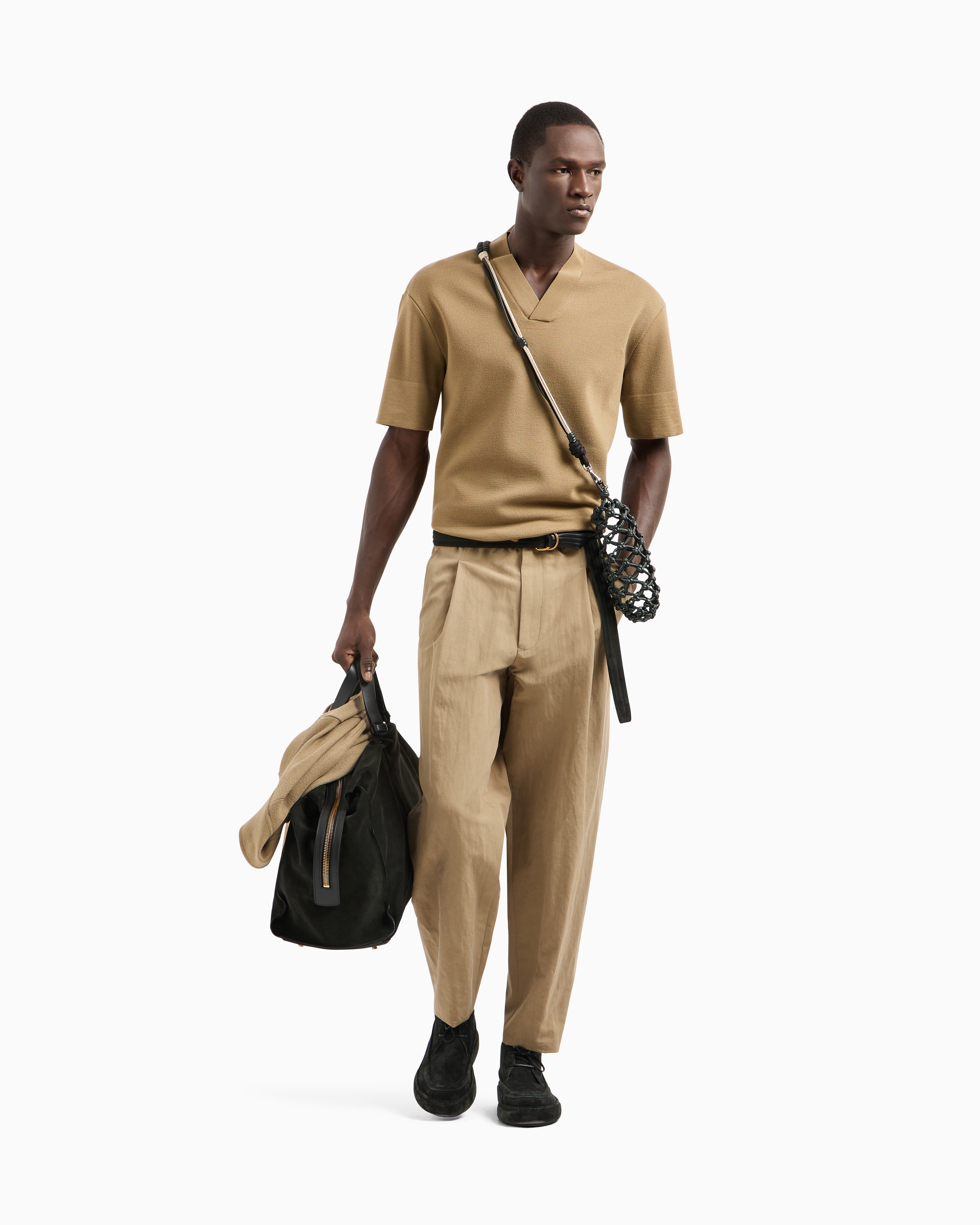 Giorgio Armani Short-sleeved V-neck Jumper In Virgin Wool In Beige