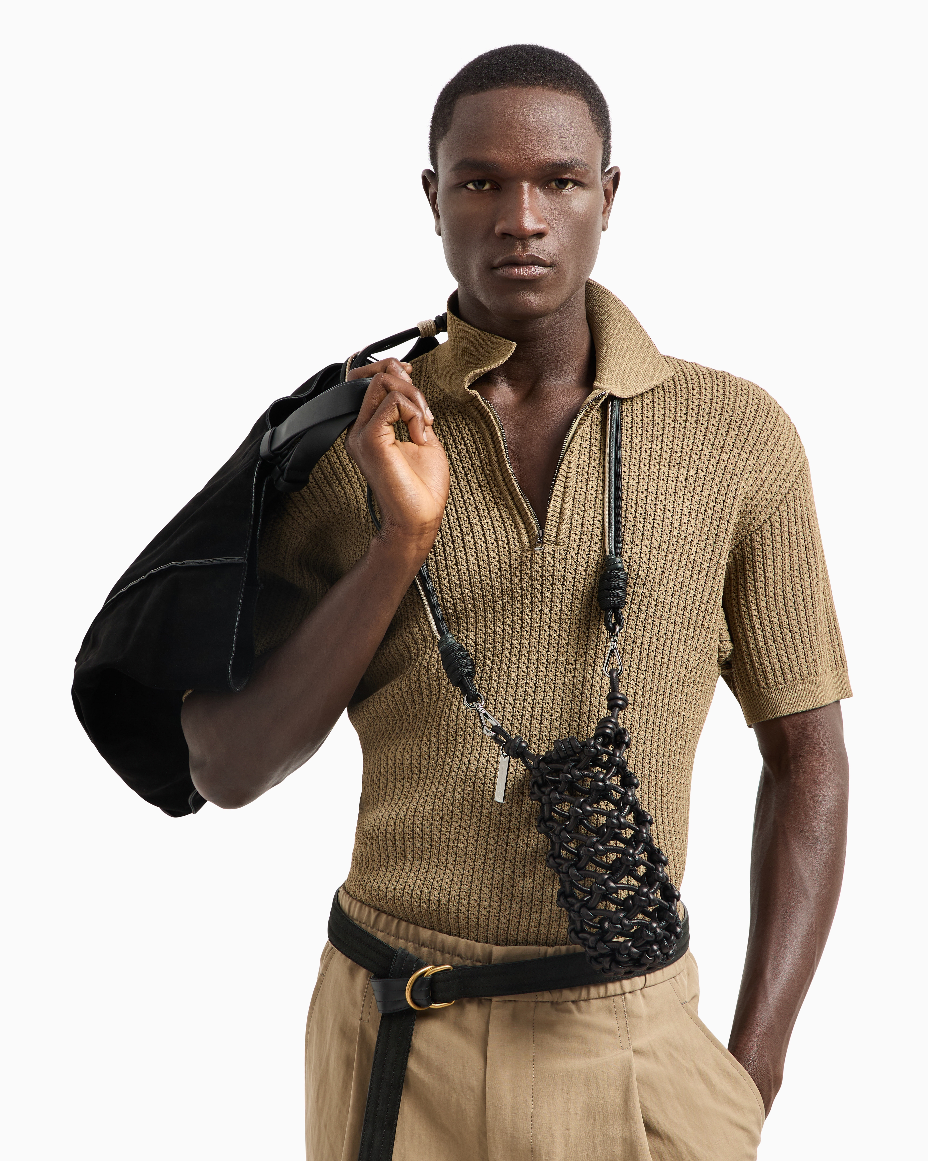 Giorgio Armani Single-pleat Cotton And Linen Trousers In Beige