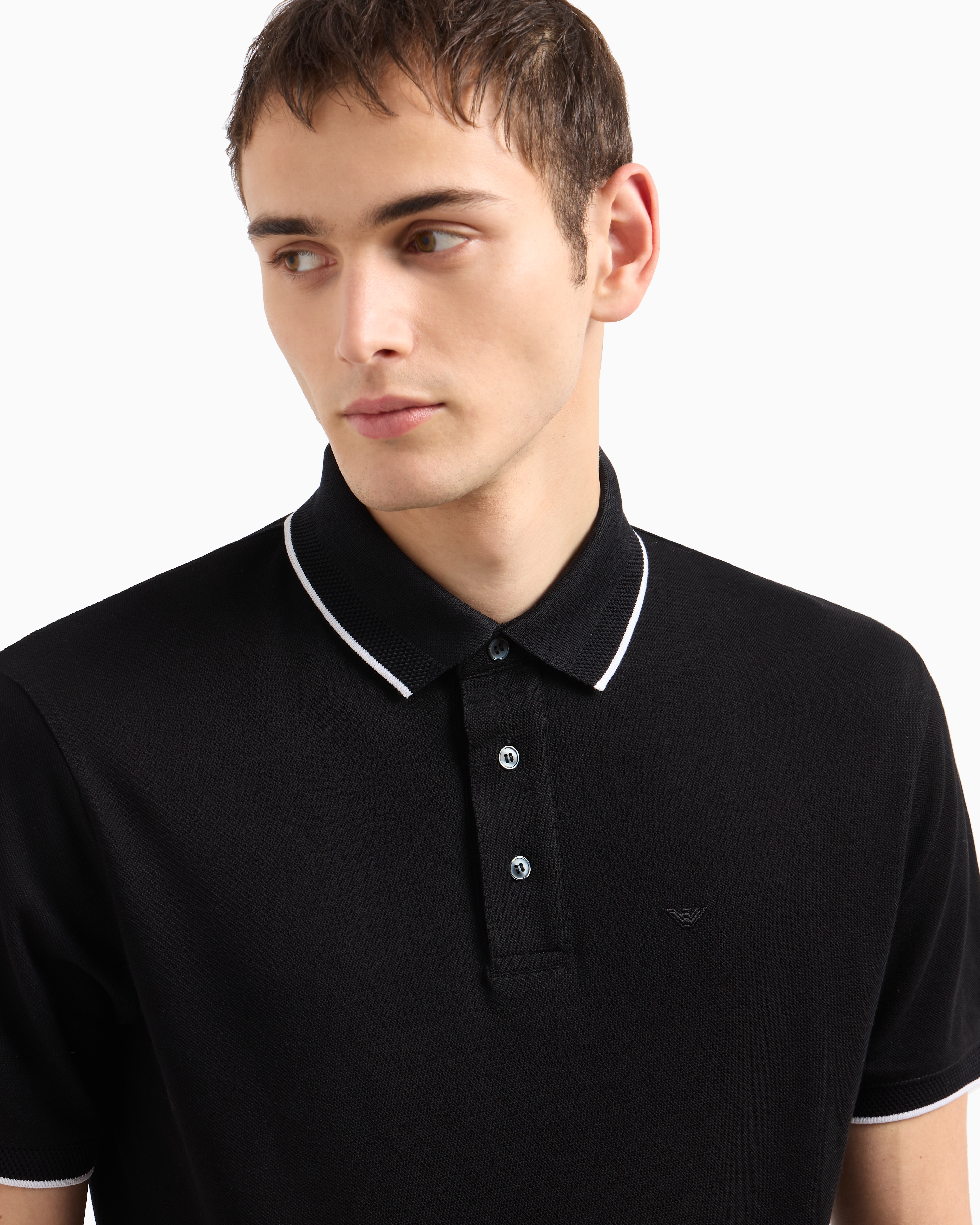 Tシャツ・カットソー EMPORIO ARMANI SS25 POLO SHIRT (EM000858 AF12955 UC001) Stretch piqué polo shirt with micro eagle embroidery