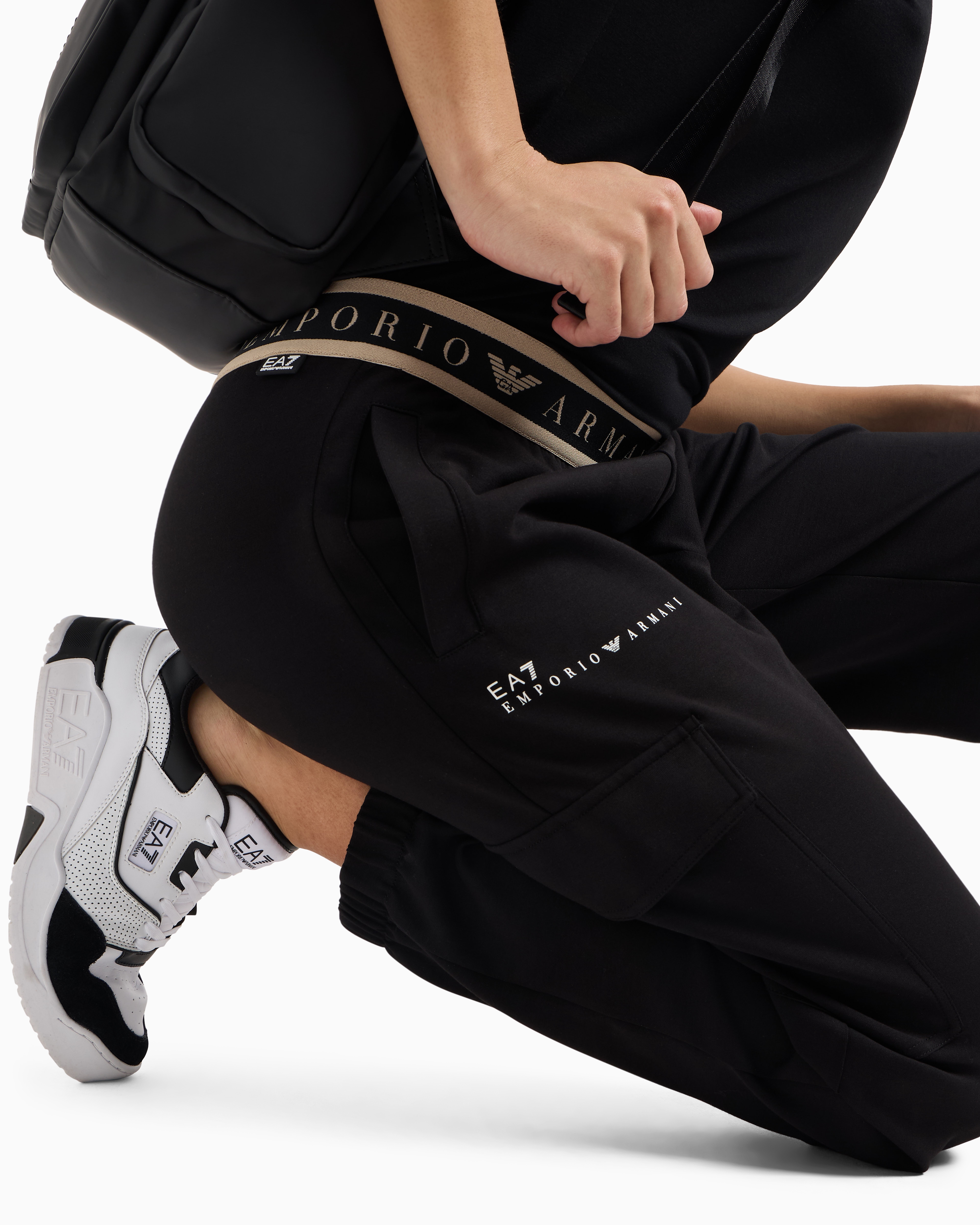 【関税&送料込】Giorgio Armani Eco-Viscose E Cupro Trouser W GIORGIO ARMANI Eco-viscose e cupro trouser with pinces