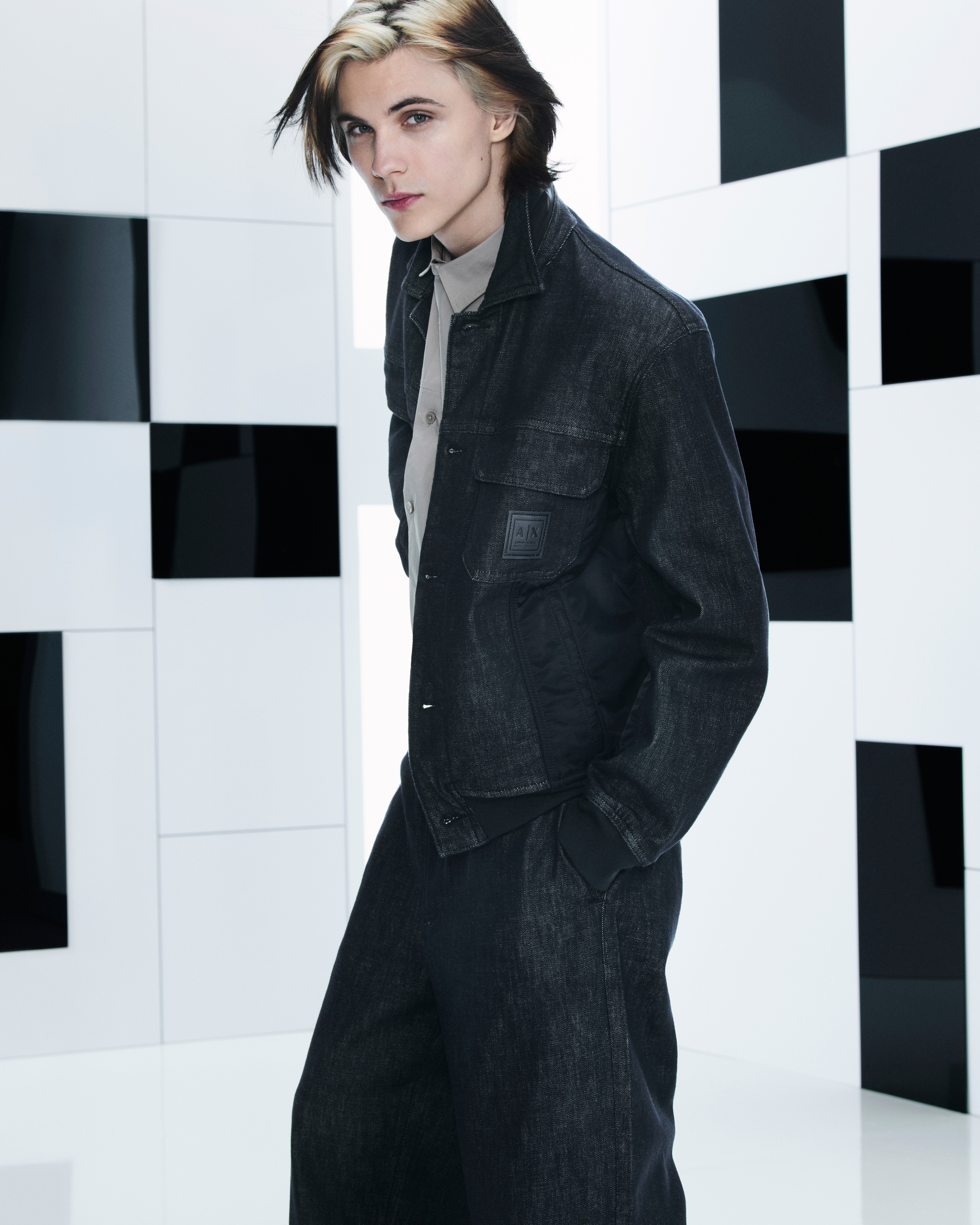 h*a様 Giorgio Armani ブラック フレアスカート 36 - メルカリ