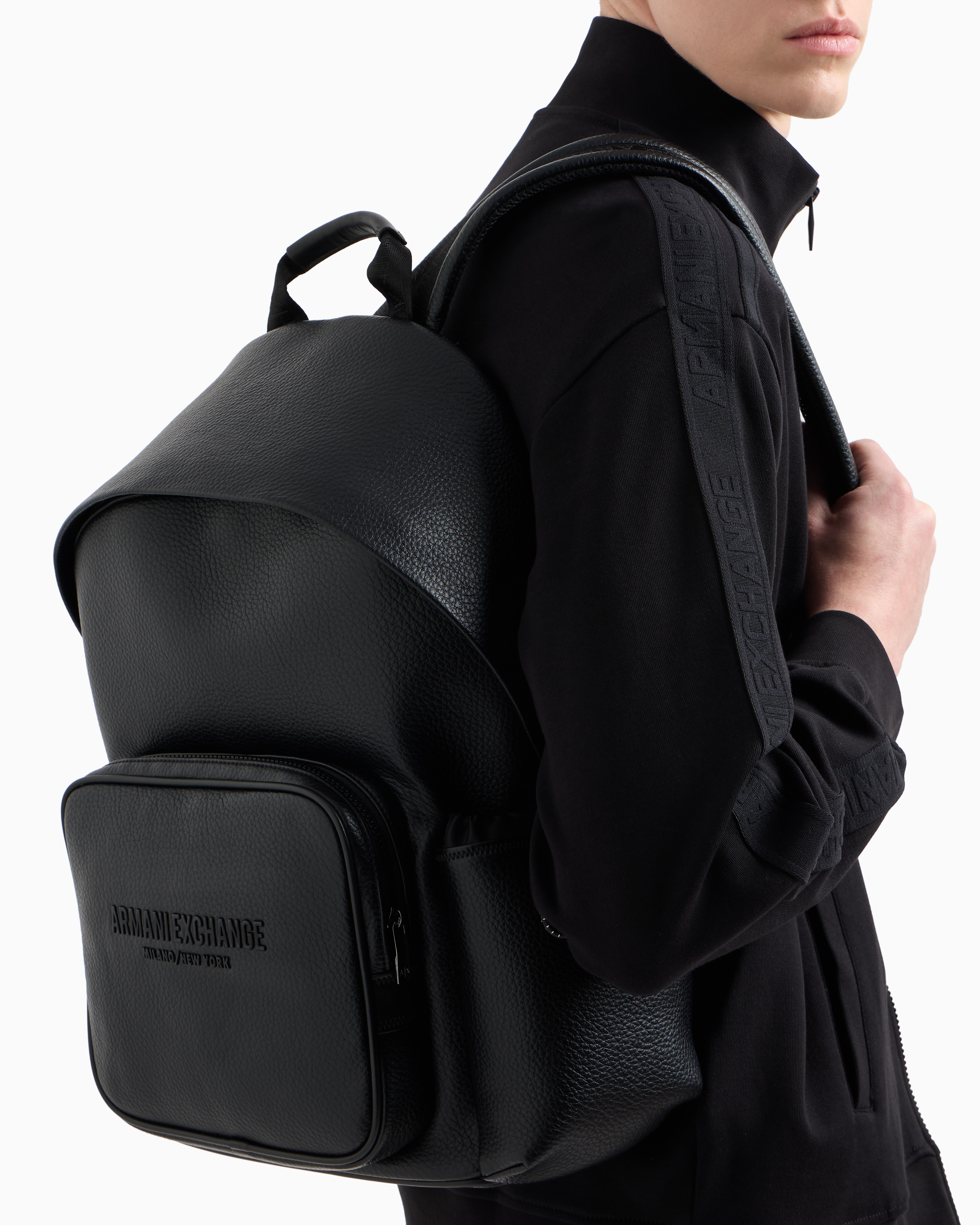 未使用級　ARMANI EXCHANGE リュック　AX-20 ブラック 未使用級 ARMANI EXCHANGE リュック AX-20 ブラック - メルカリ
