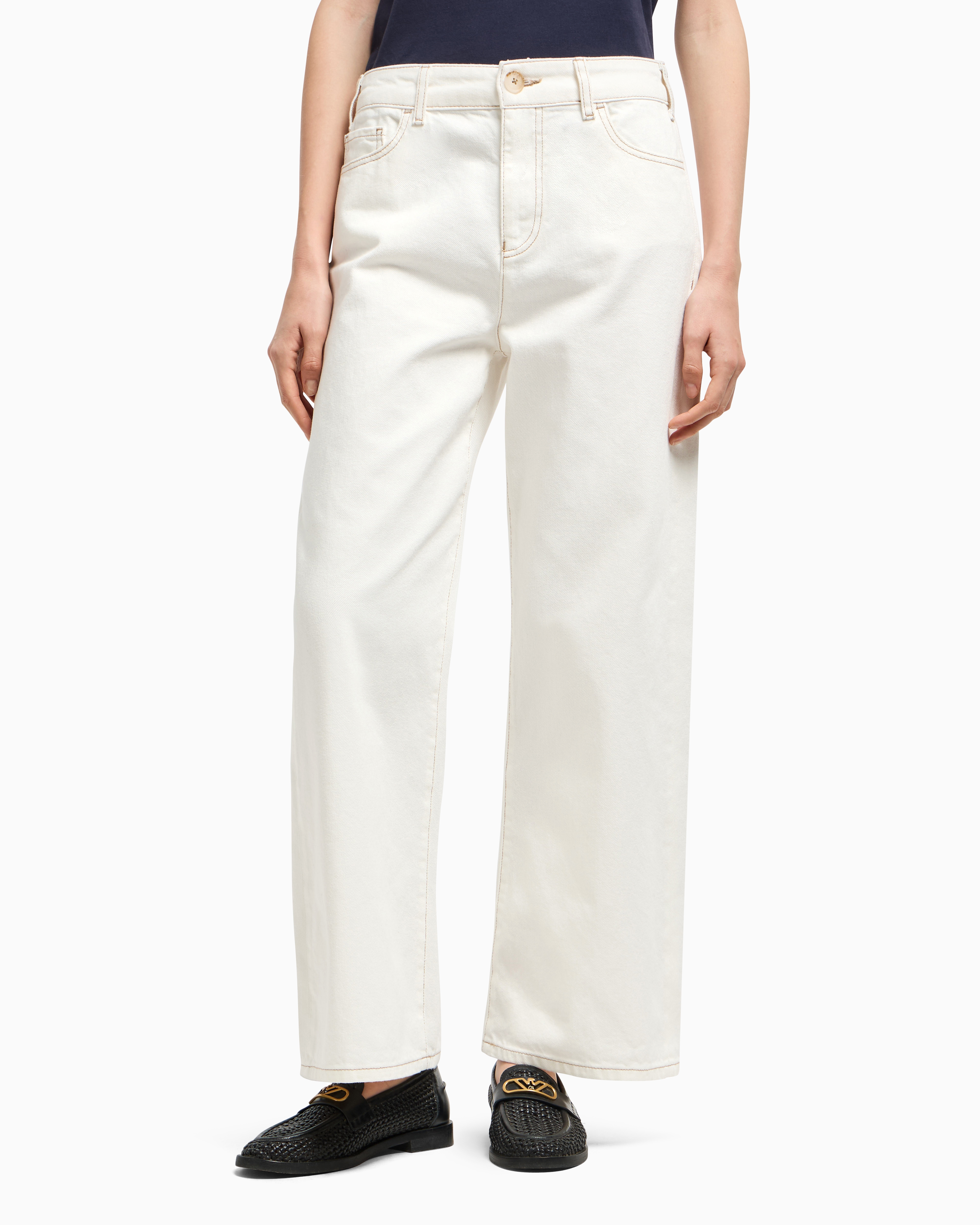 J33 mid-rise, cropped wide-leg jeans in garment-dyed bull