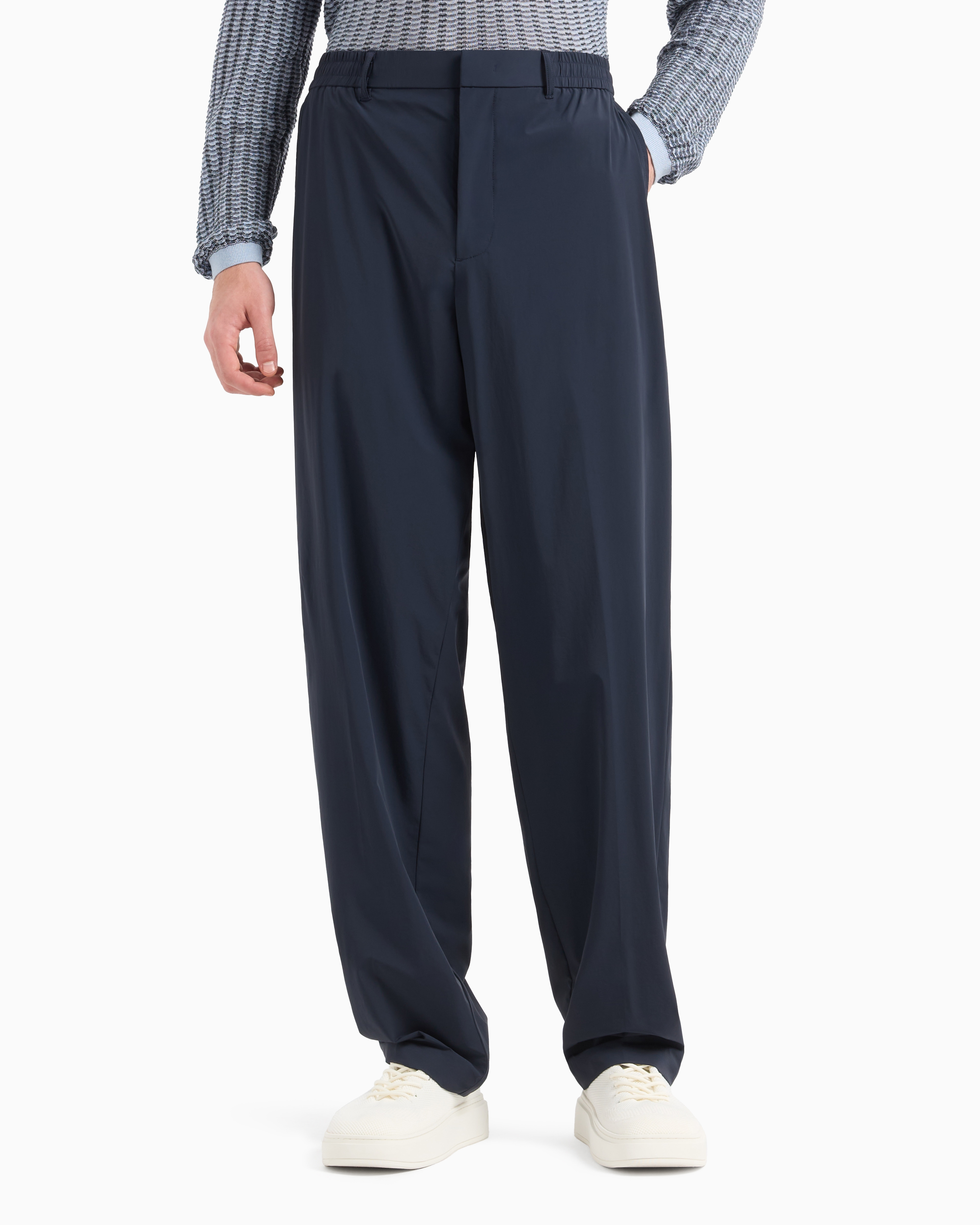 EMPORIO ARMANI ブラックパンツ スリムフィット EMPORIO ARMANI ブラックパンツ スリムフィット EMPORIO ARMANI