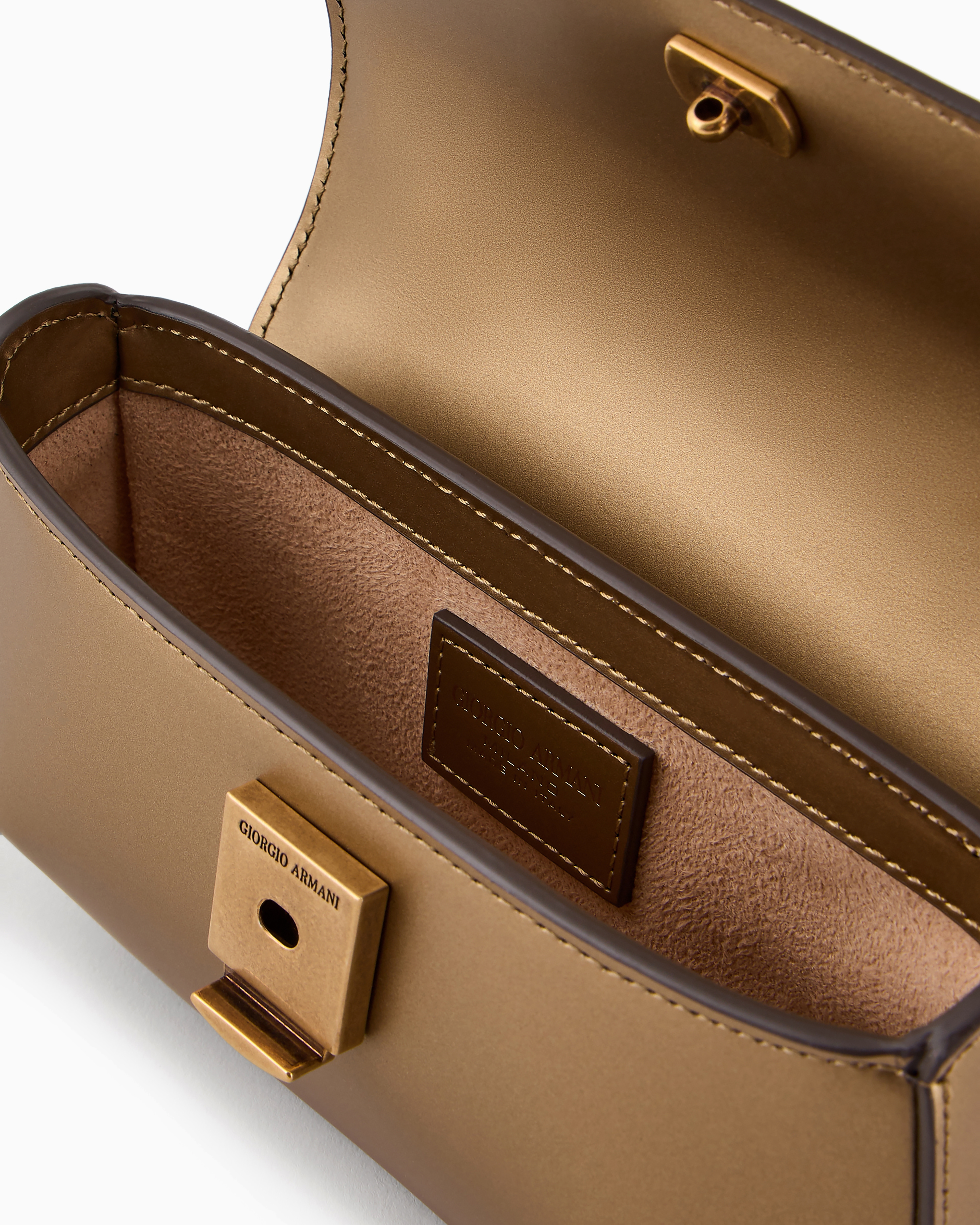 値下げ美品GIORGIO ARMANI ジョルジオアルマーニ ハンドバッグ オンライン限定>ジョルジオ アルマーニ ラ プリマ トップハンドル