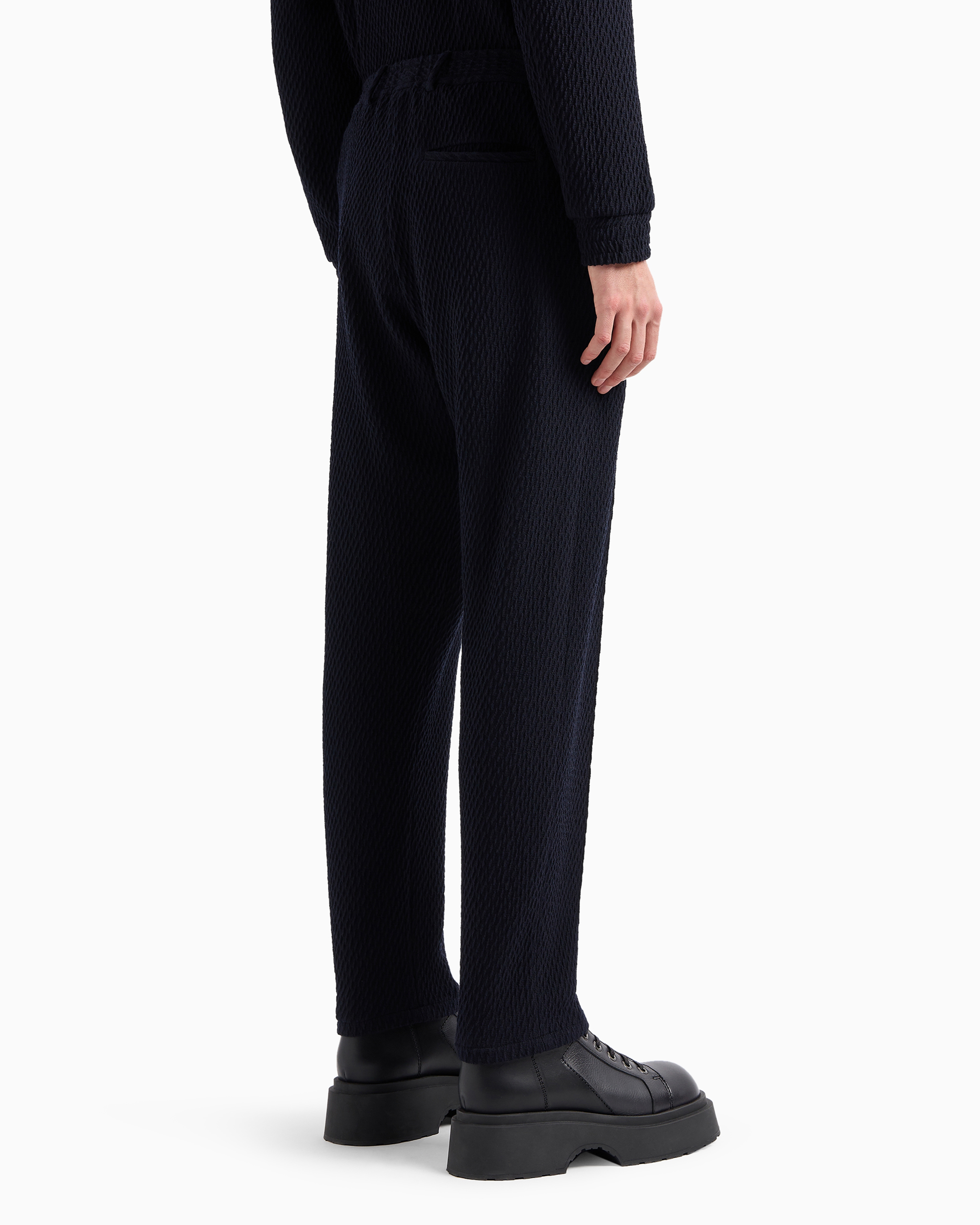 パンツ EMPORIO ARMANI Design Chino Pants Chinos in 3D-effect virgin-wool stretch-jersey knit with