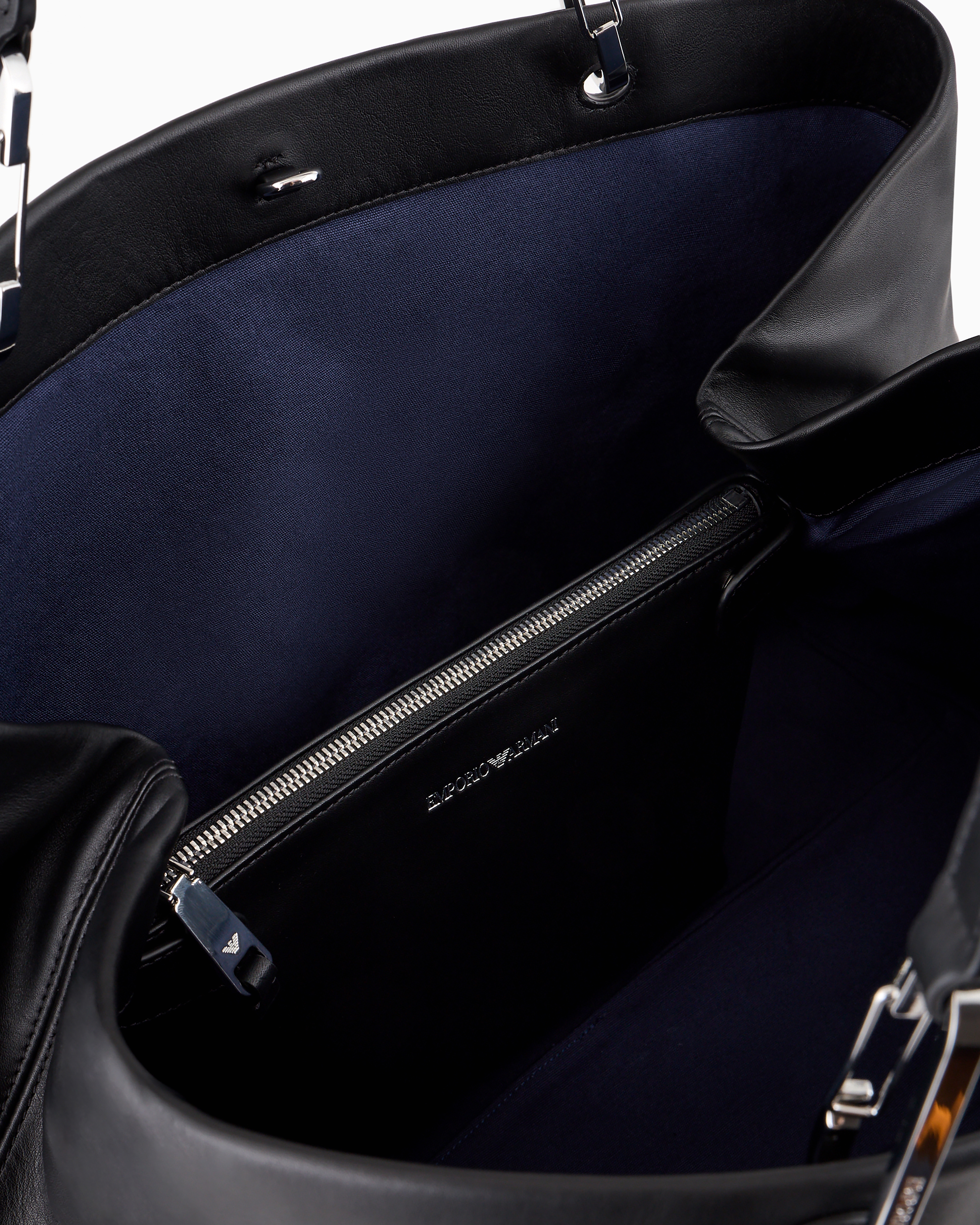 ARMANI EMPORIO 黒 レザー バッグ Emporio Armani Crossbody Bag - Nero - Y4M185Y217J180001