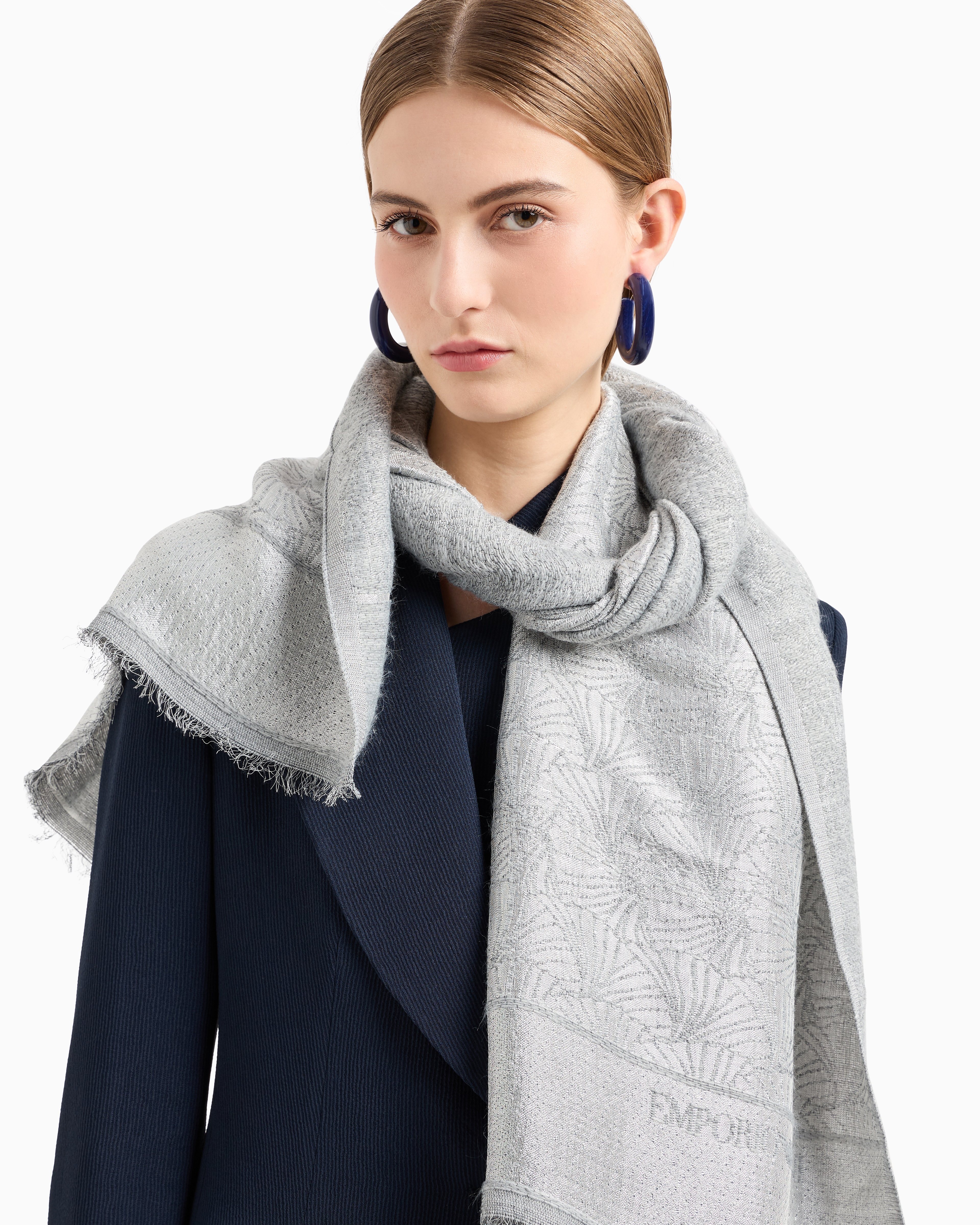 Stole with all-over ginkgo jacquard pattern | Emporio Armani
