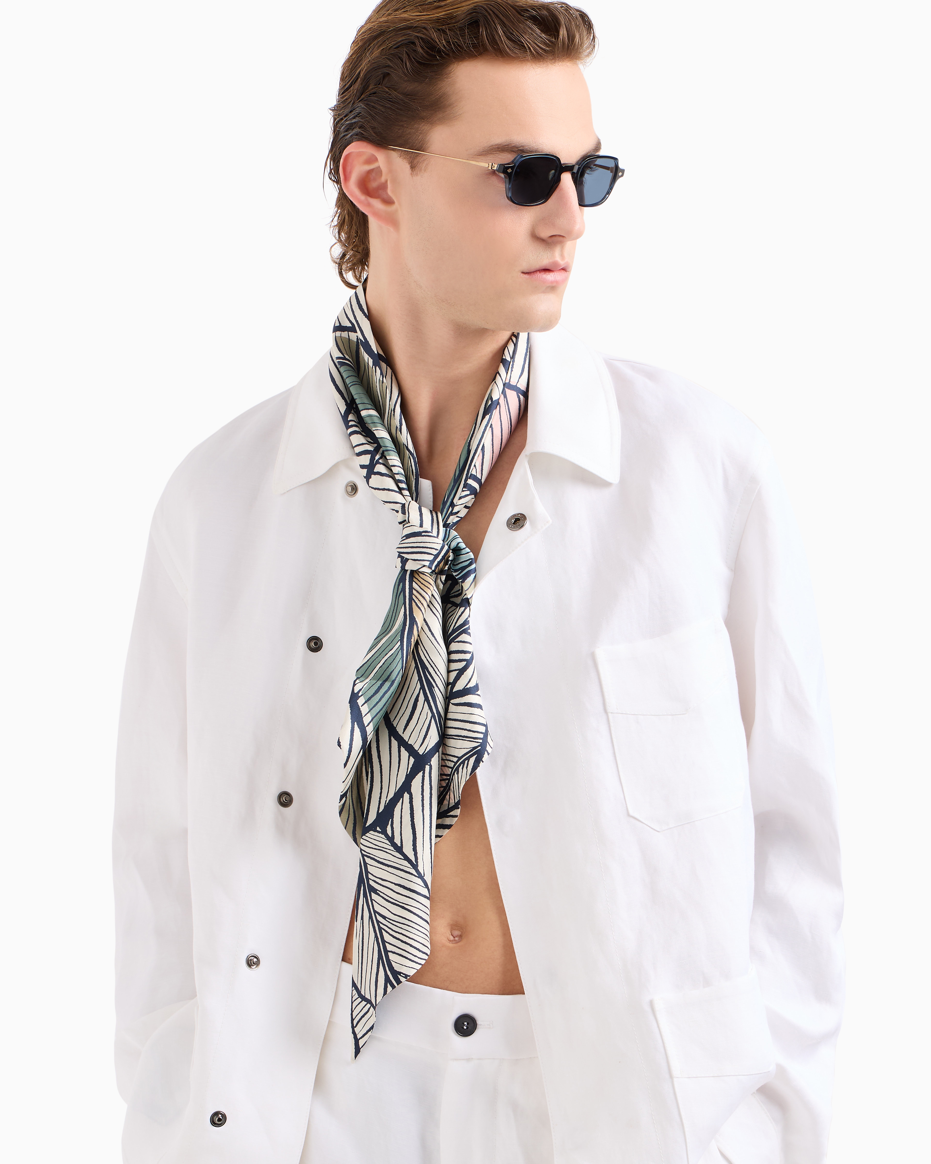 新品　GIORGIO ARMANI 大判シルクスカーフ　ロゴ柄　タグ付き　希少 Amazon | [Giorgio Armani] ジョルジオ アルマーニ ネクタイ