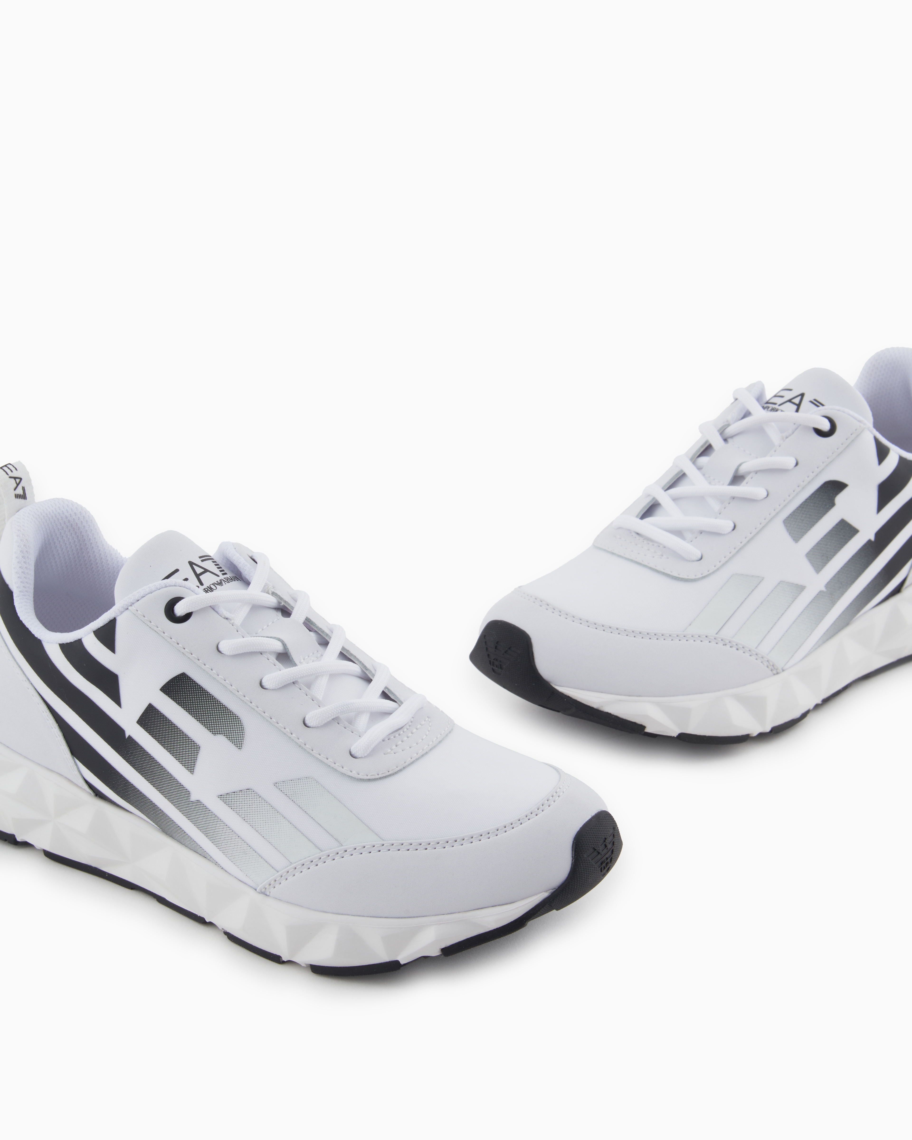 Ea7 Ultimate C2 Kombat Gradient Sneakers In White