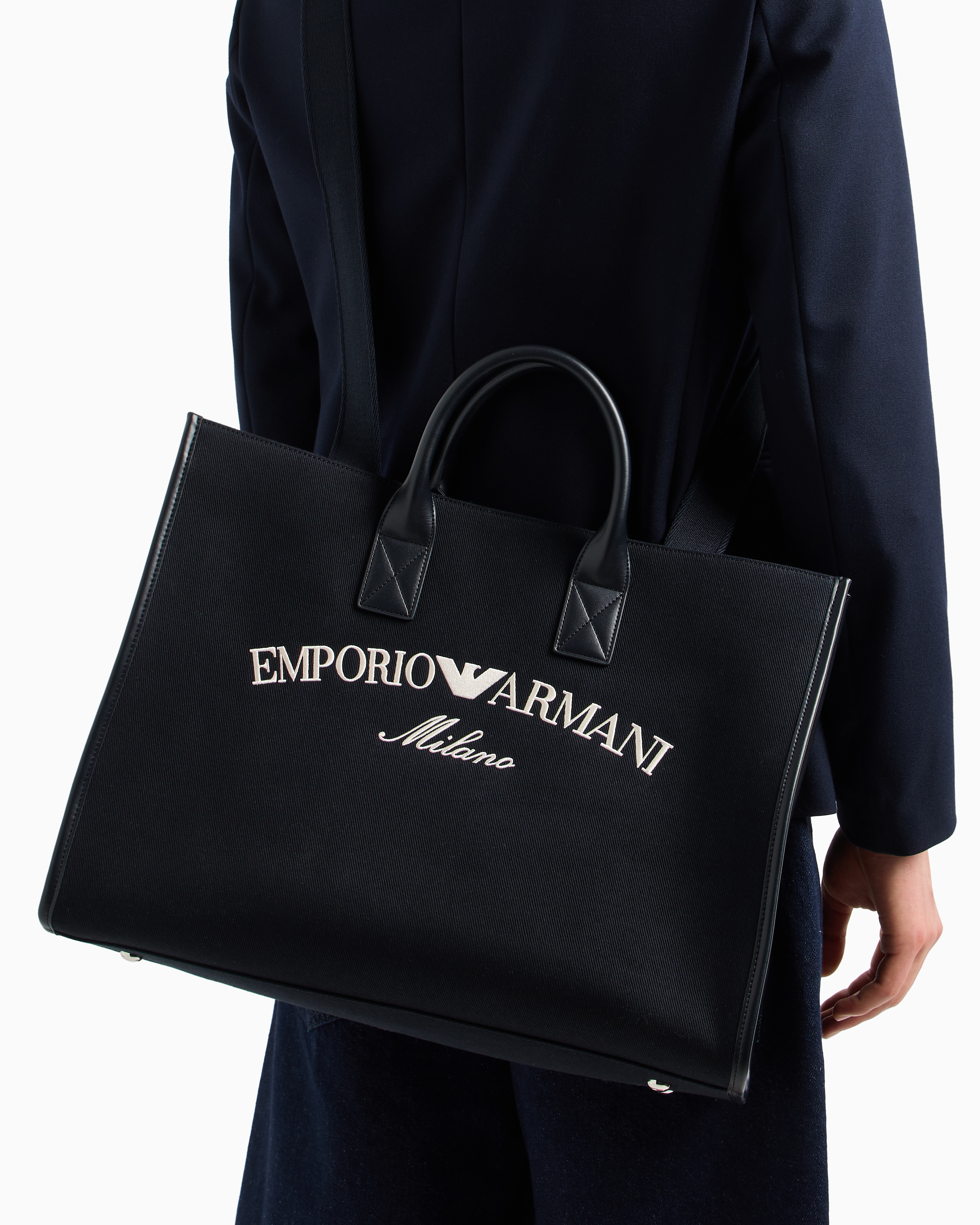 ショッパー キャンバス ロゴ刺繍 | Emporio Armani