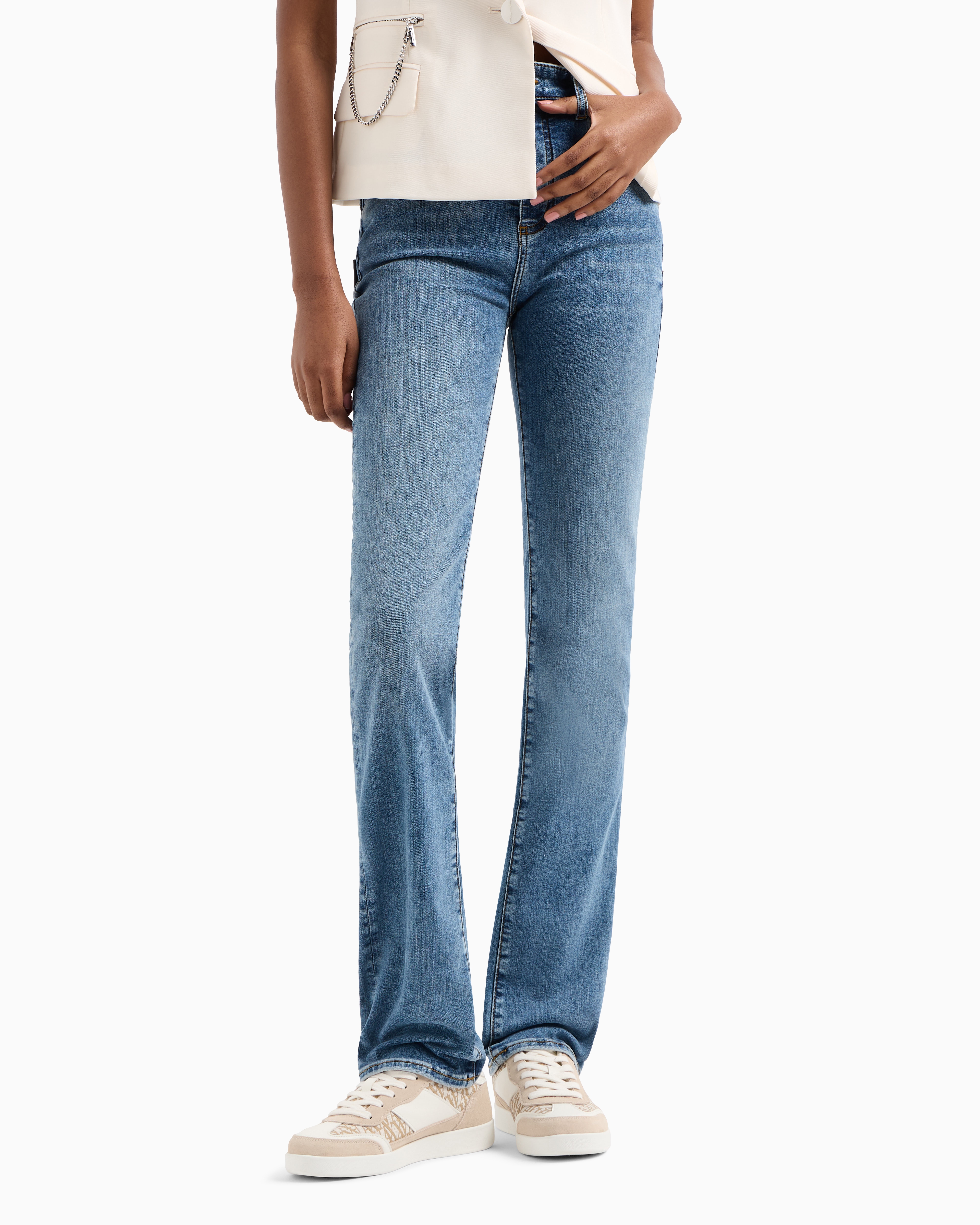 デニム・ジーパン ARMANI EXCHANGE Woman Jeans Denim XW000072AF14654 MB001 Slim fit jeans in mid blue denim stretch cotton | Armani