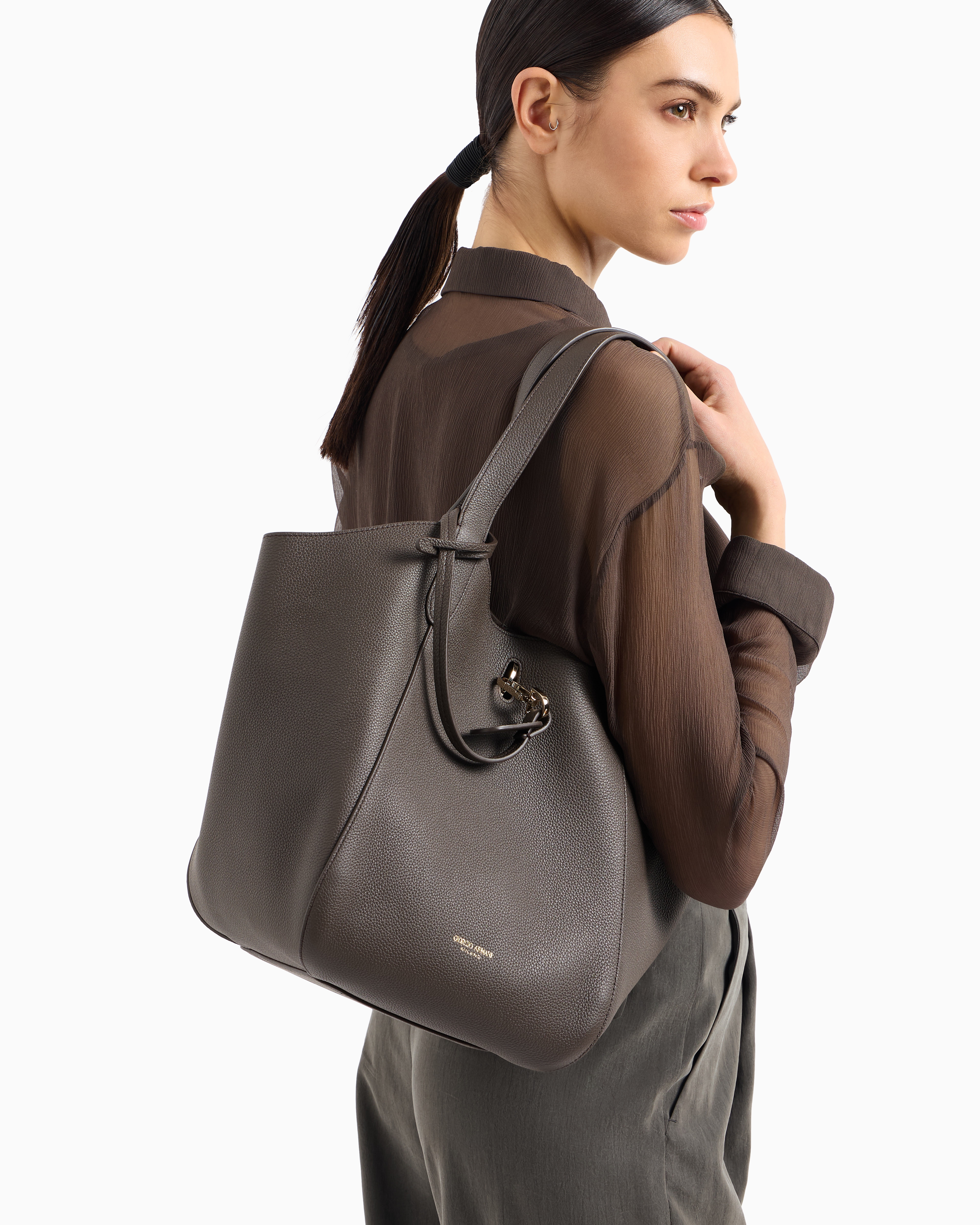 関税送料込 ARMANI ハンドバッグ ペブルドレザー ミディアム ハンドバッグ ペブルドレザー ミディアム | Giorgio Armani