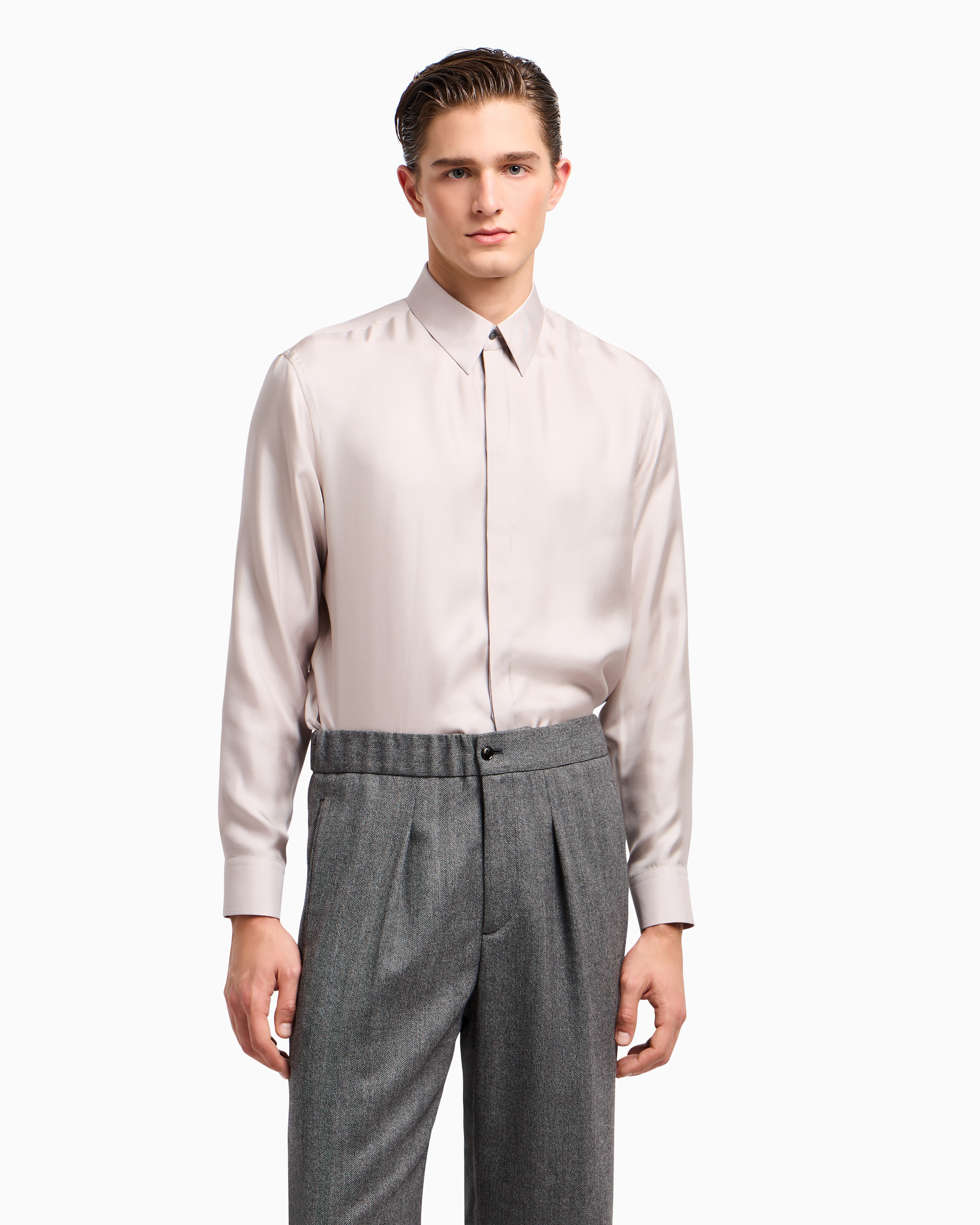 ARMANI COLLEZIONI ゴールドベージュ半袖シャツ　シルク　上品 ジョルジオアルマーニ【極上の肌触り】GIORGIO ARMANI Vネック