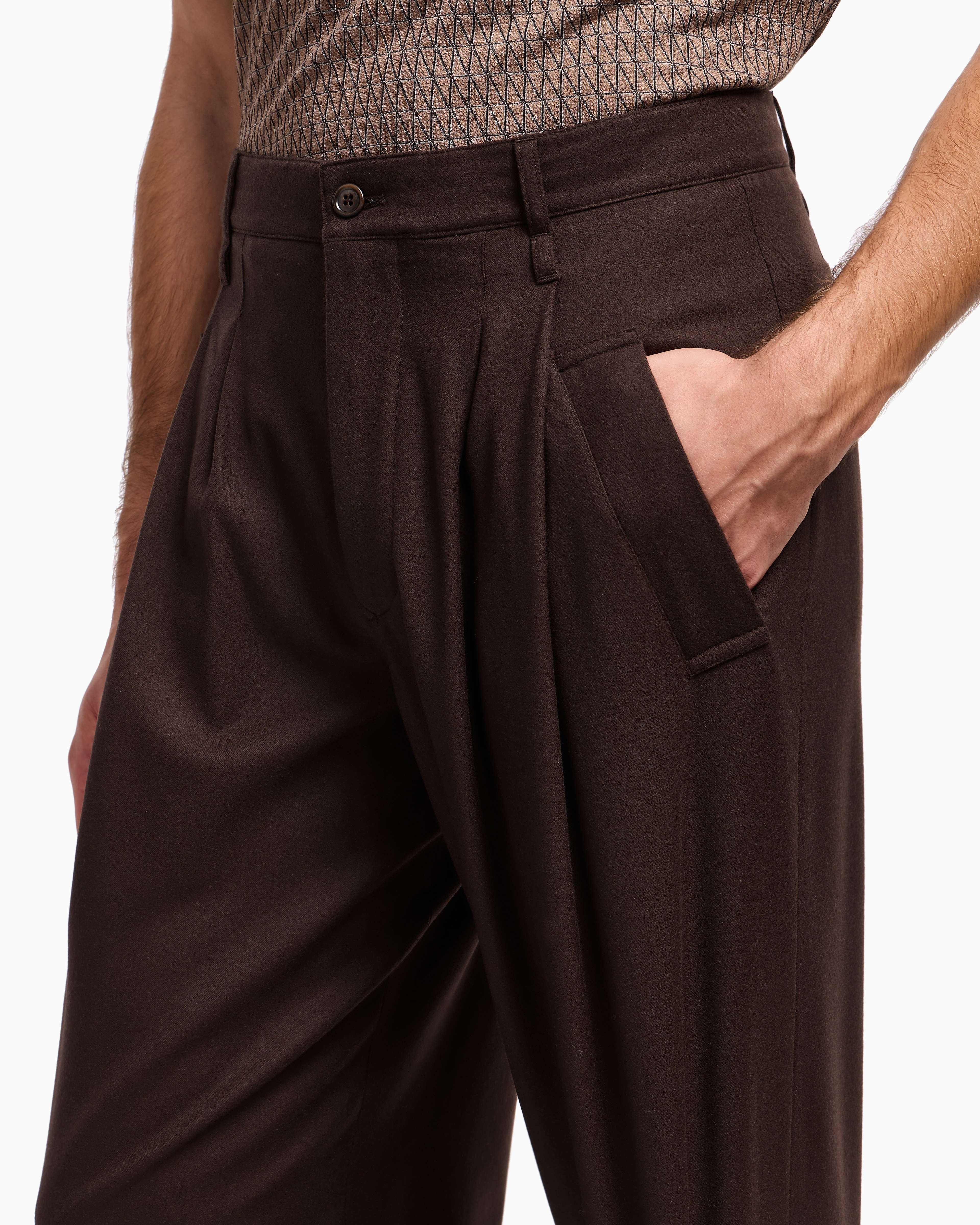 Giorgio Armani Official Store Single-pleat Lightweight Wool Cloth Trousers In Brown
