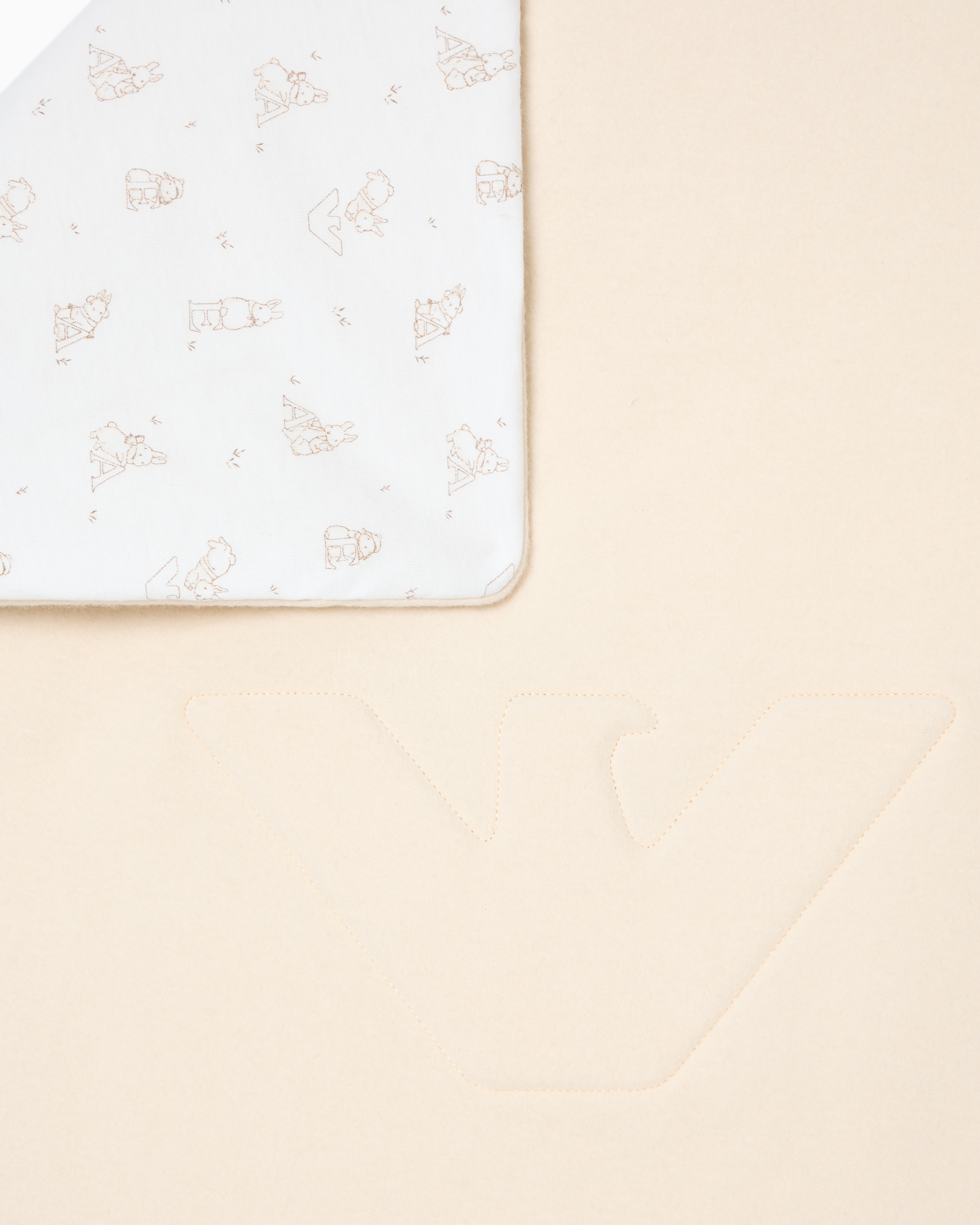 Emporio Armani Funny Winter Soft Bear Fabric Double-sided Blanket In Neutral