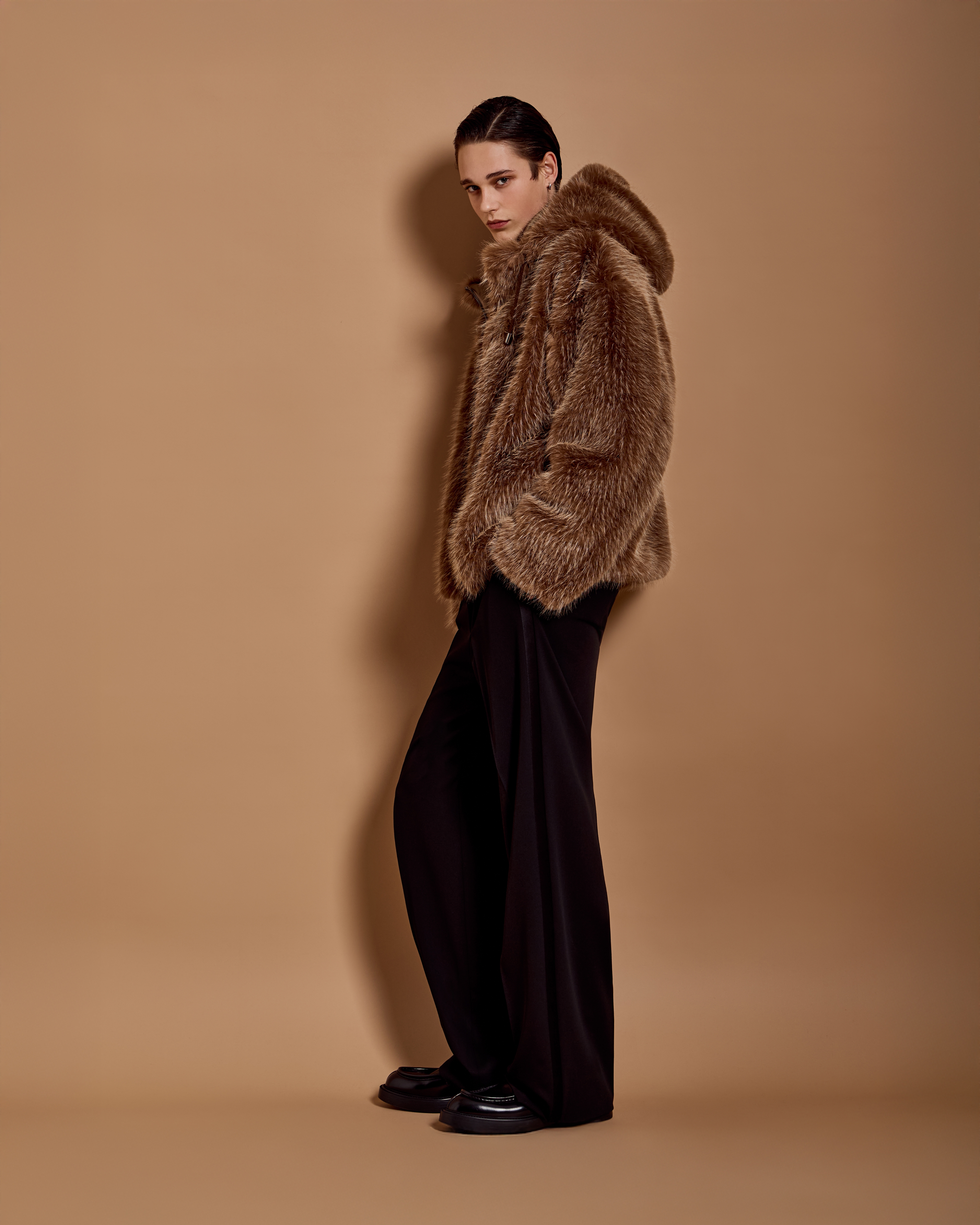専用、ARMANI COLLEZIONI ファーコート 48 ベージュ 楽天市場】