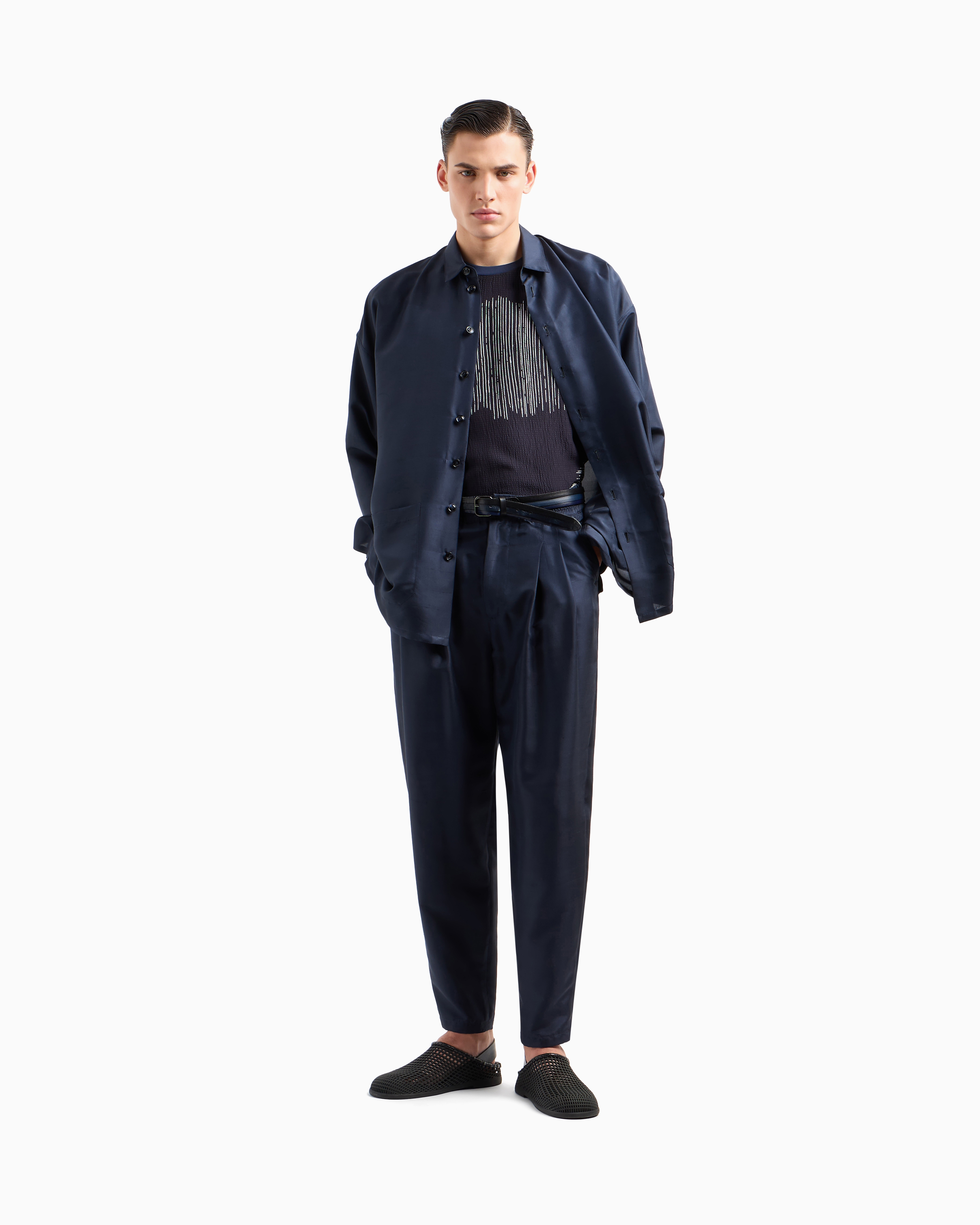 GIORGIO ARMANI パンツ メンズ 紺色 ネイビー スラックス 薄手