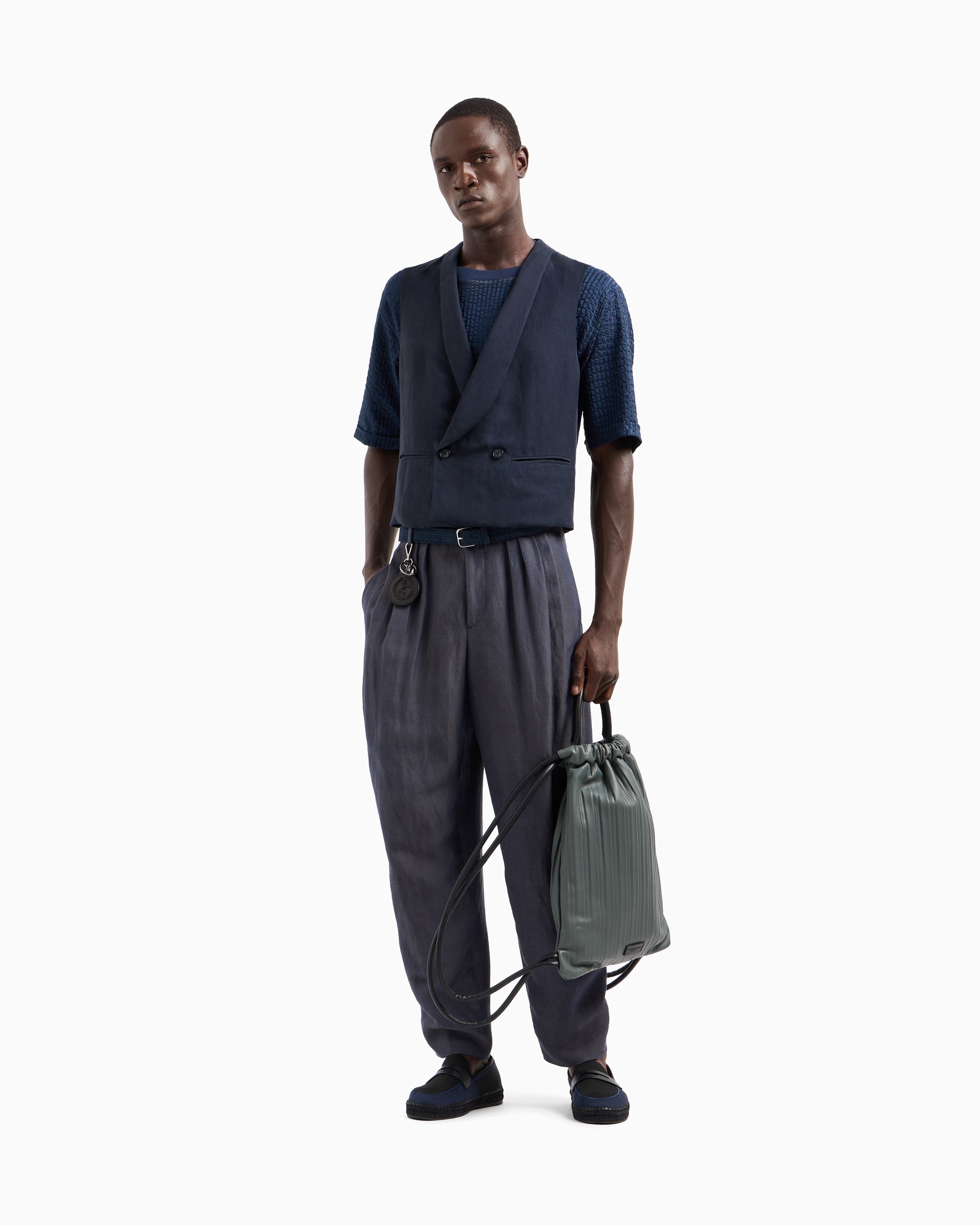 Giorgio Armani Linen And Viscose Twill Two-pleat Trousers