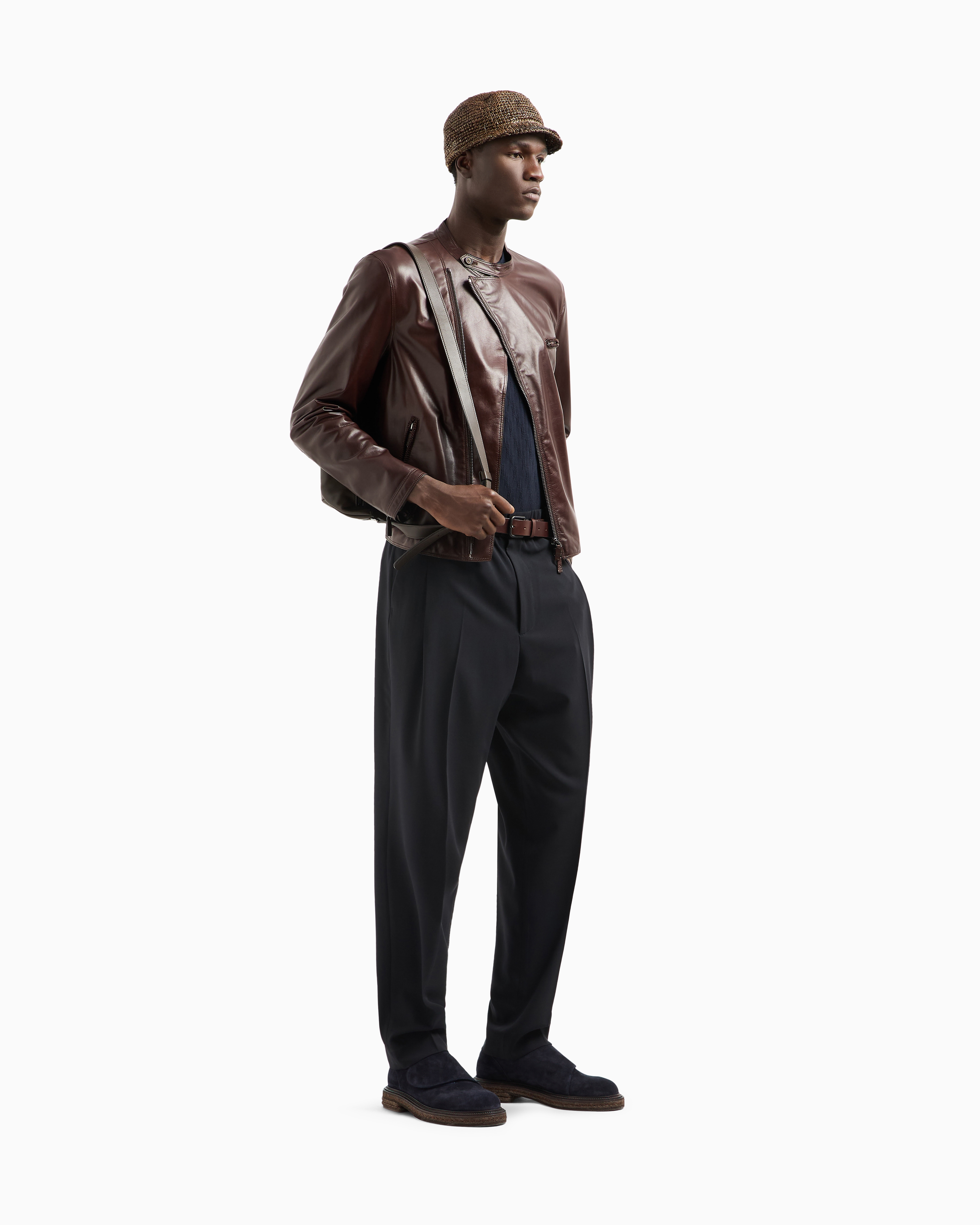 Giorgio Armani クルーネックロングスリーブTシャツ黒 Giorgio Armani クルーネックロングスリーブTシャツ黒