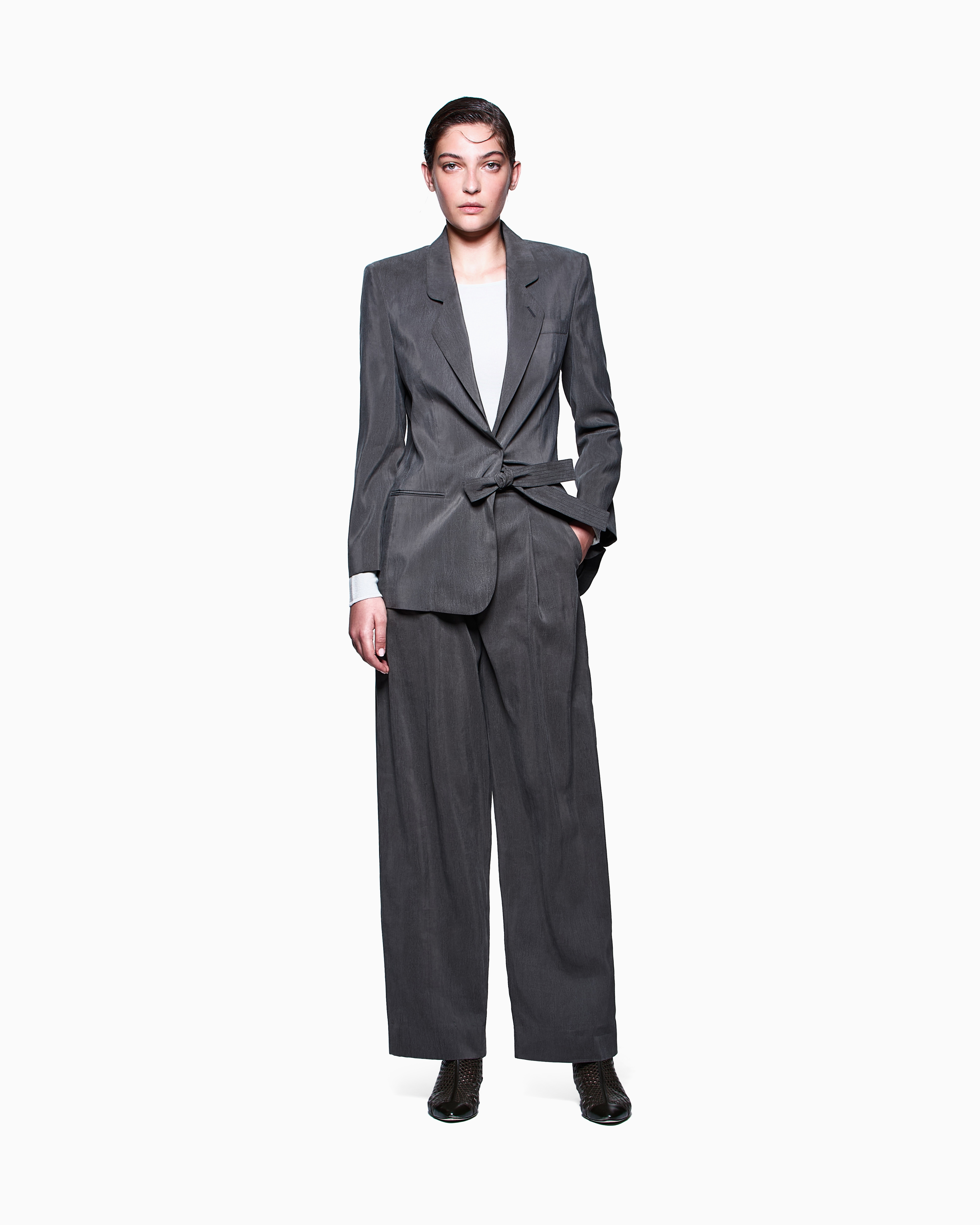 Giorgio Armani Links-stitch Viscose Long-sleeved Jumper In Grey