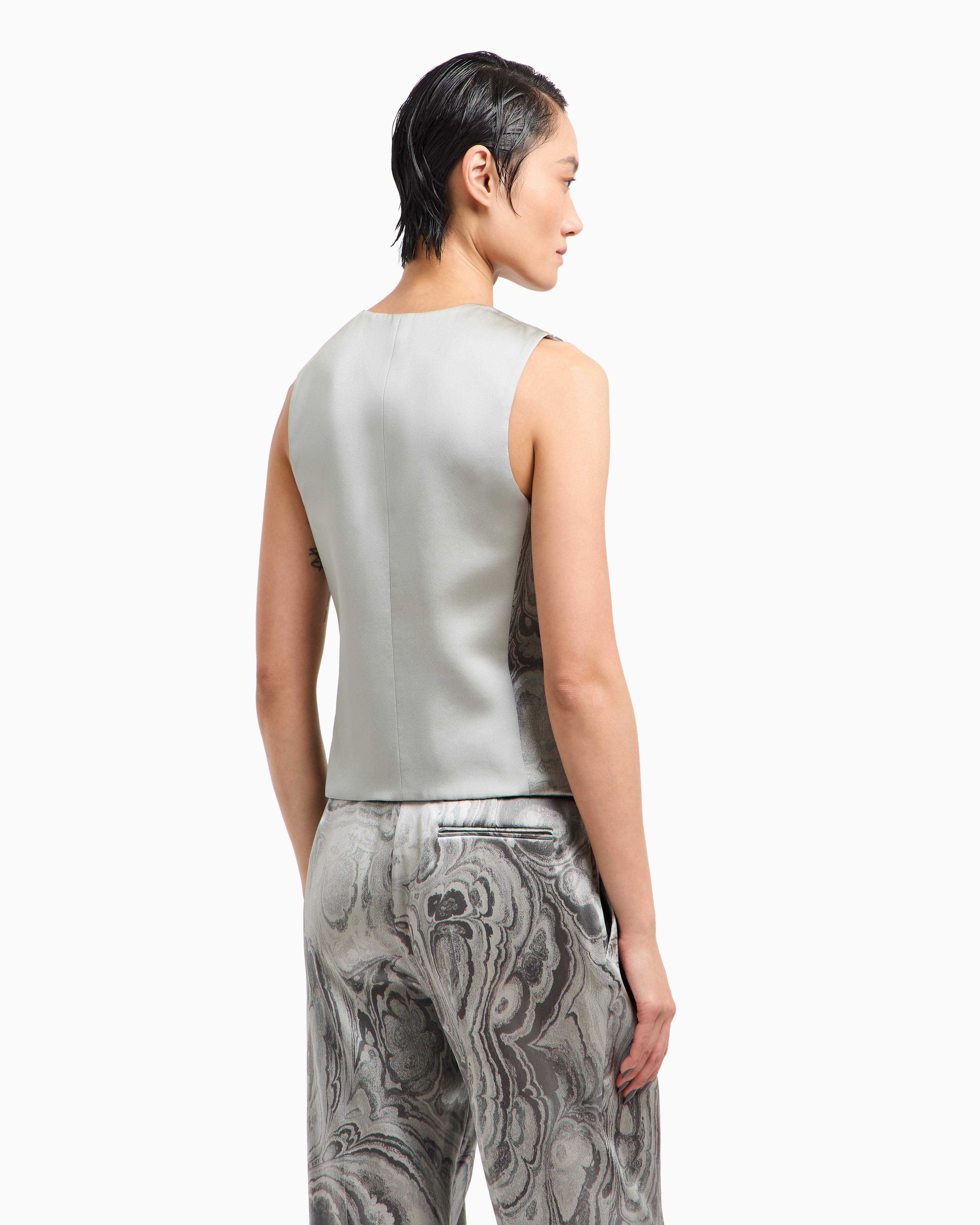 Giorgio Armani Single-breasted Jacquard Waistcoat In Gray