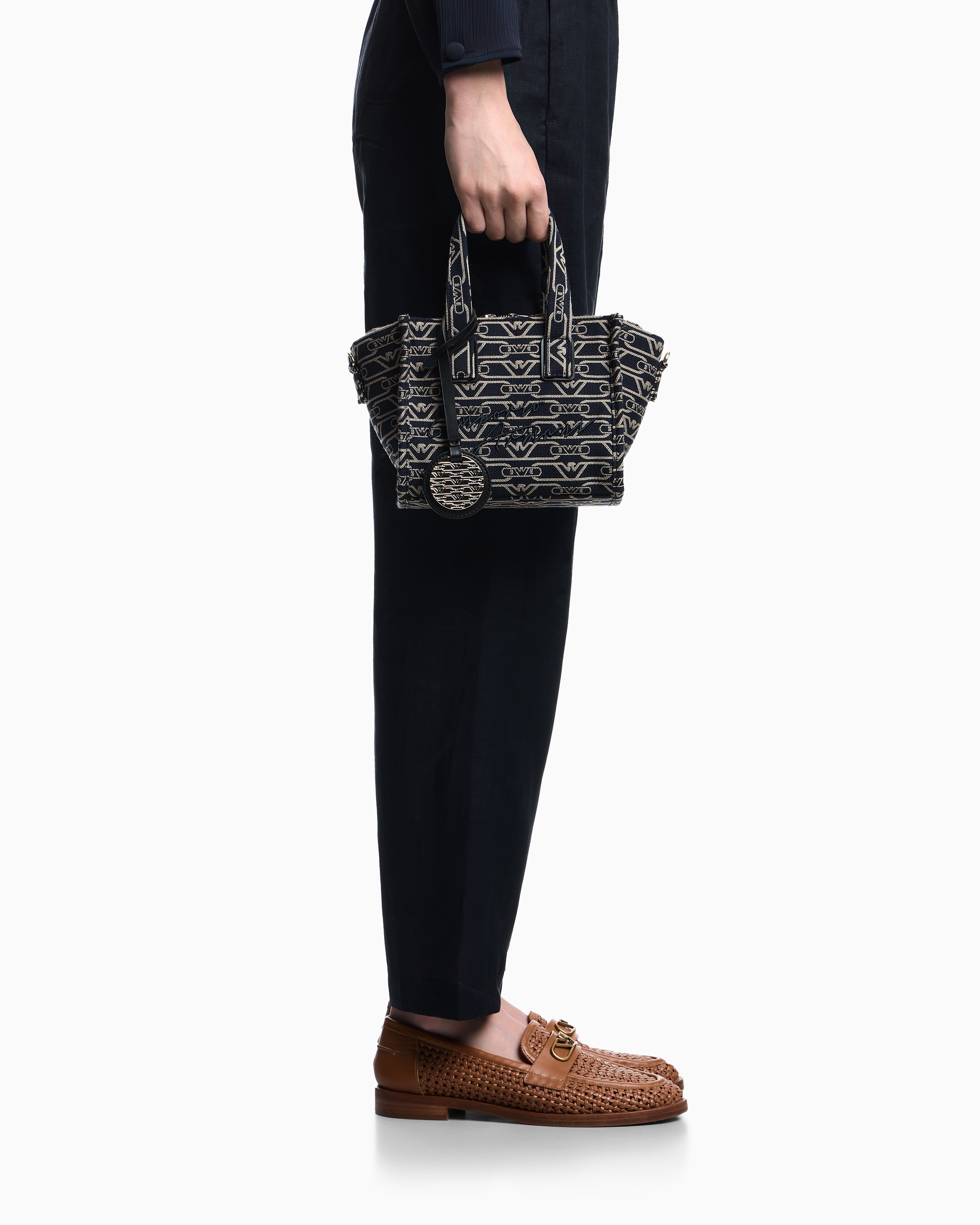 EMPORIO ARMANI☆ロゴジャカード クロスボディバッグ キャンバス undefined