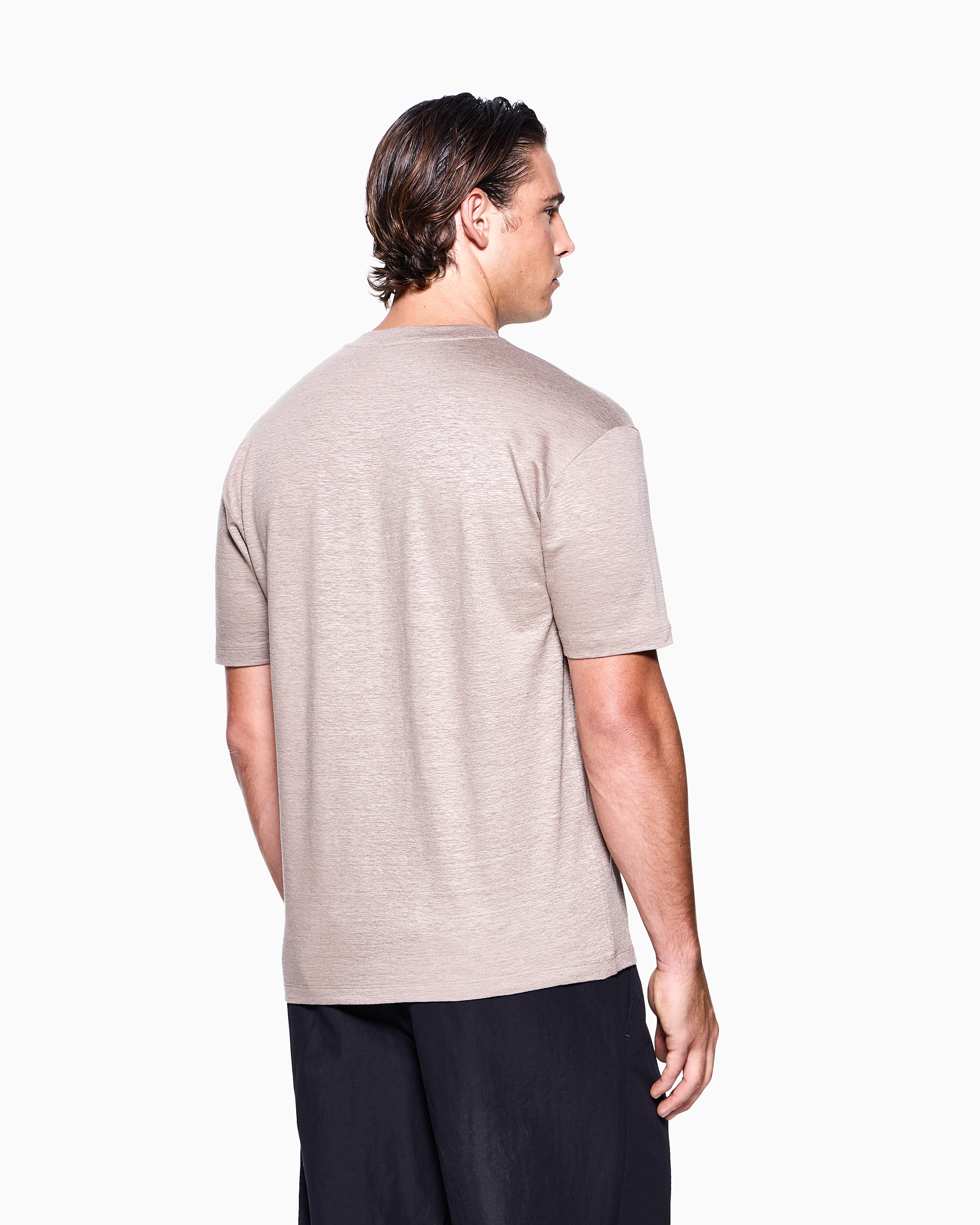 Tシャツ・カットソー ARMANI EXCHANGE Men T-shirt Beige 6DZTLDZJ9JZ 1116 Regular fit heavy cotton T-shirt with ASV photo print