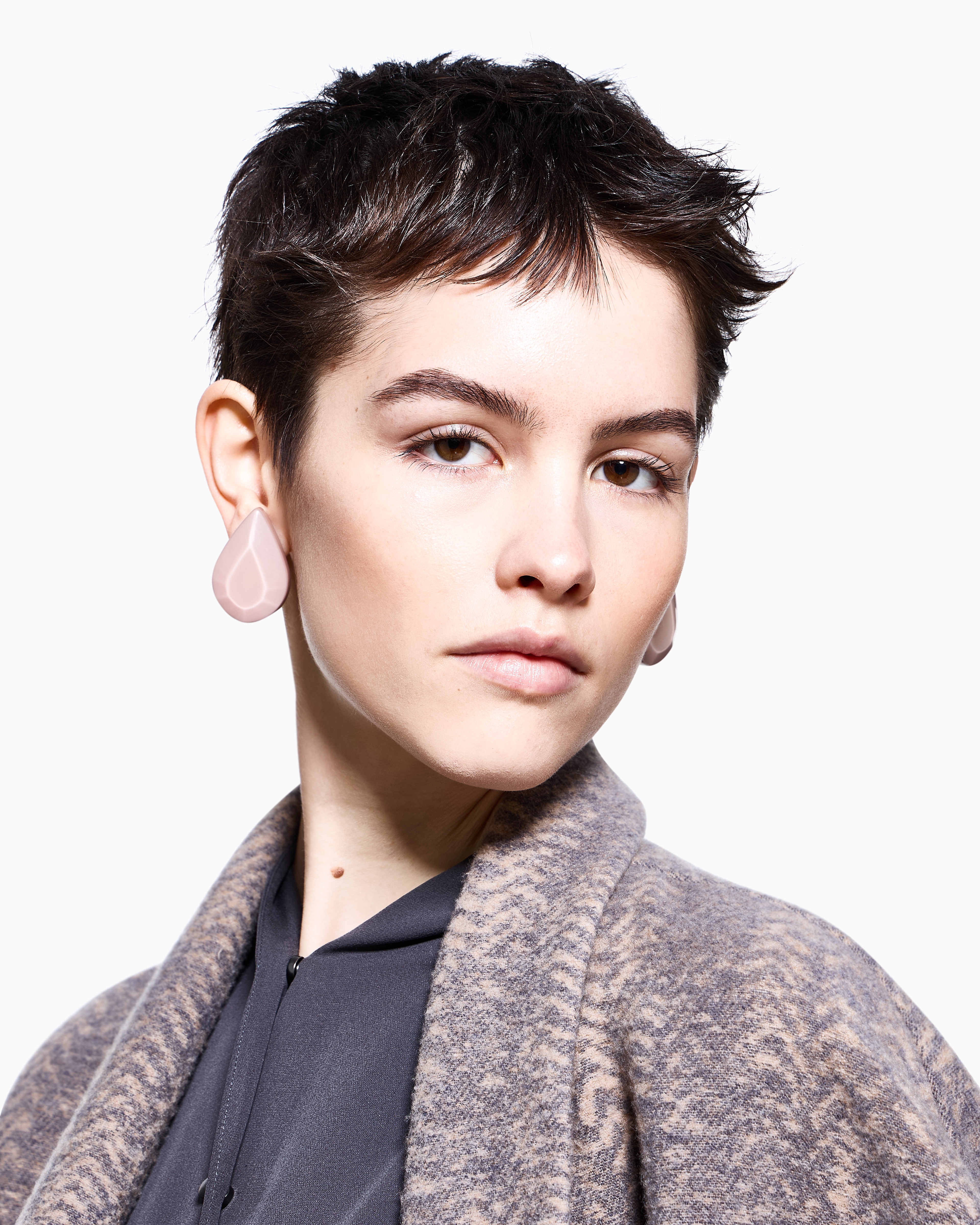 Giorgio Armani Boucles D'oreilles À Clip En Résine