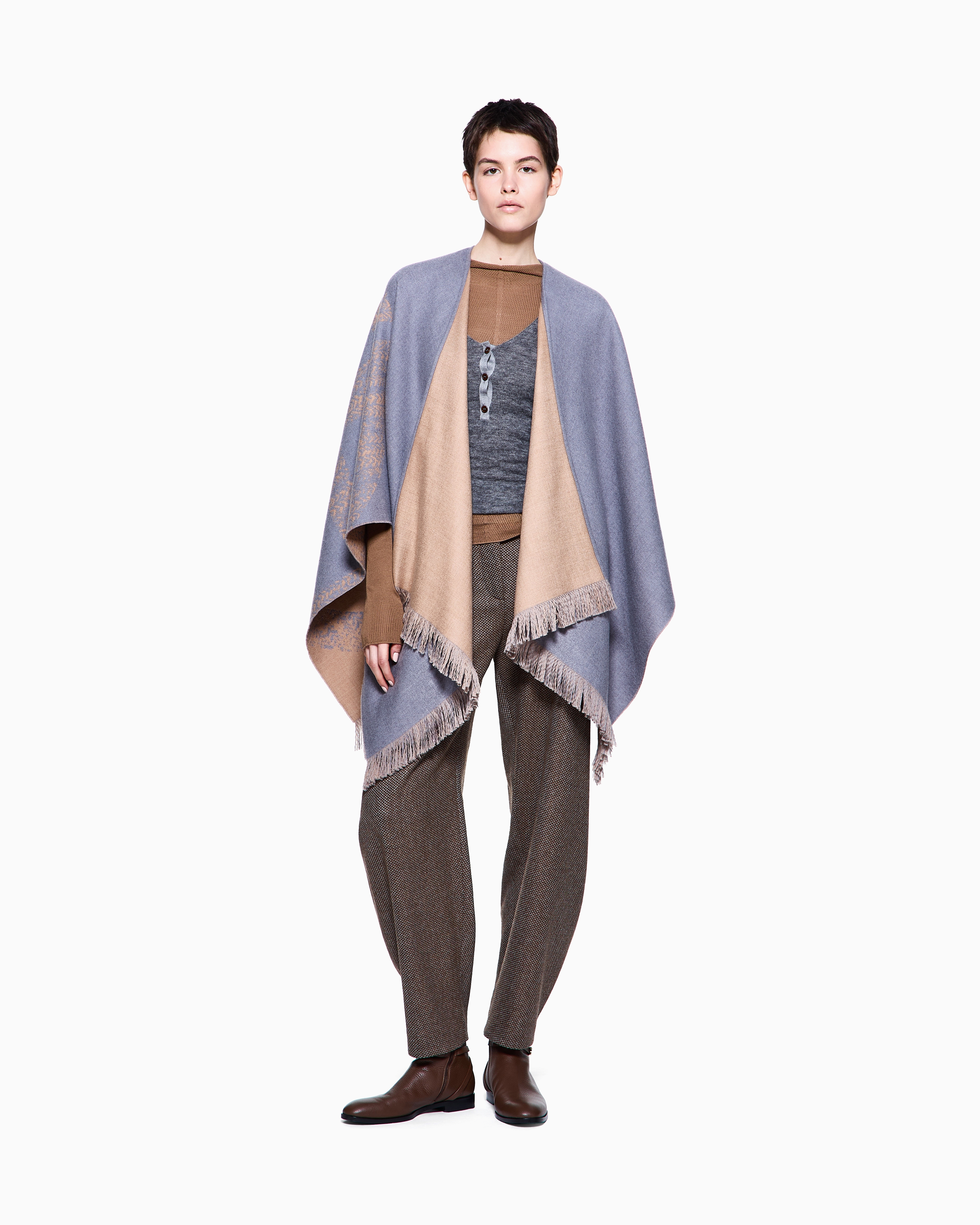 Giorgio Armani Cape En Laine Avec Logo Ga