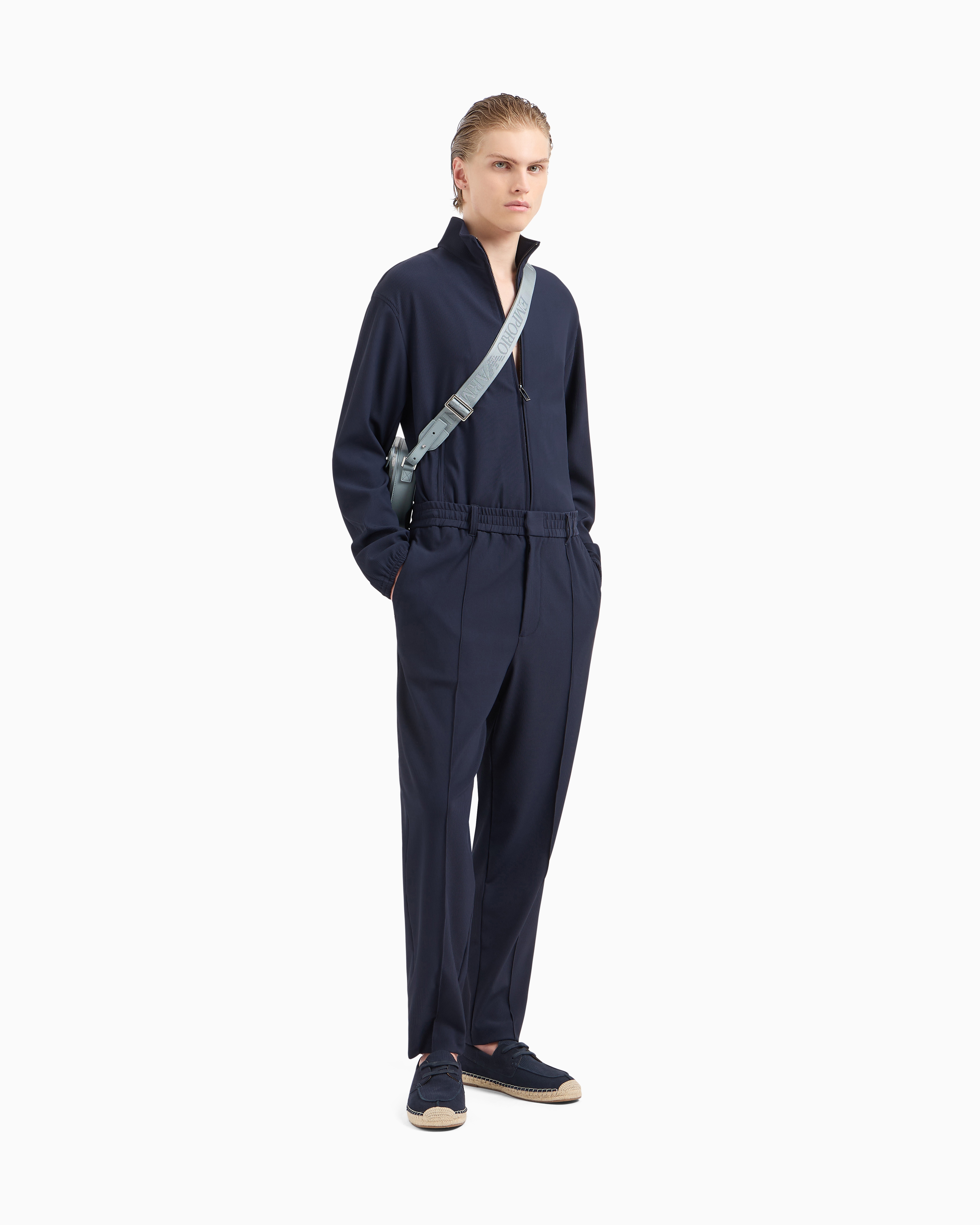 EMPORIO ARMANI ナイロンジャケット　14a 150-160 フード付きジップアップジャケット ナイロン製 オールオーバー