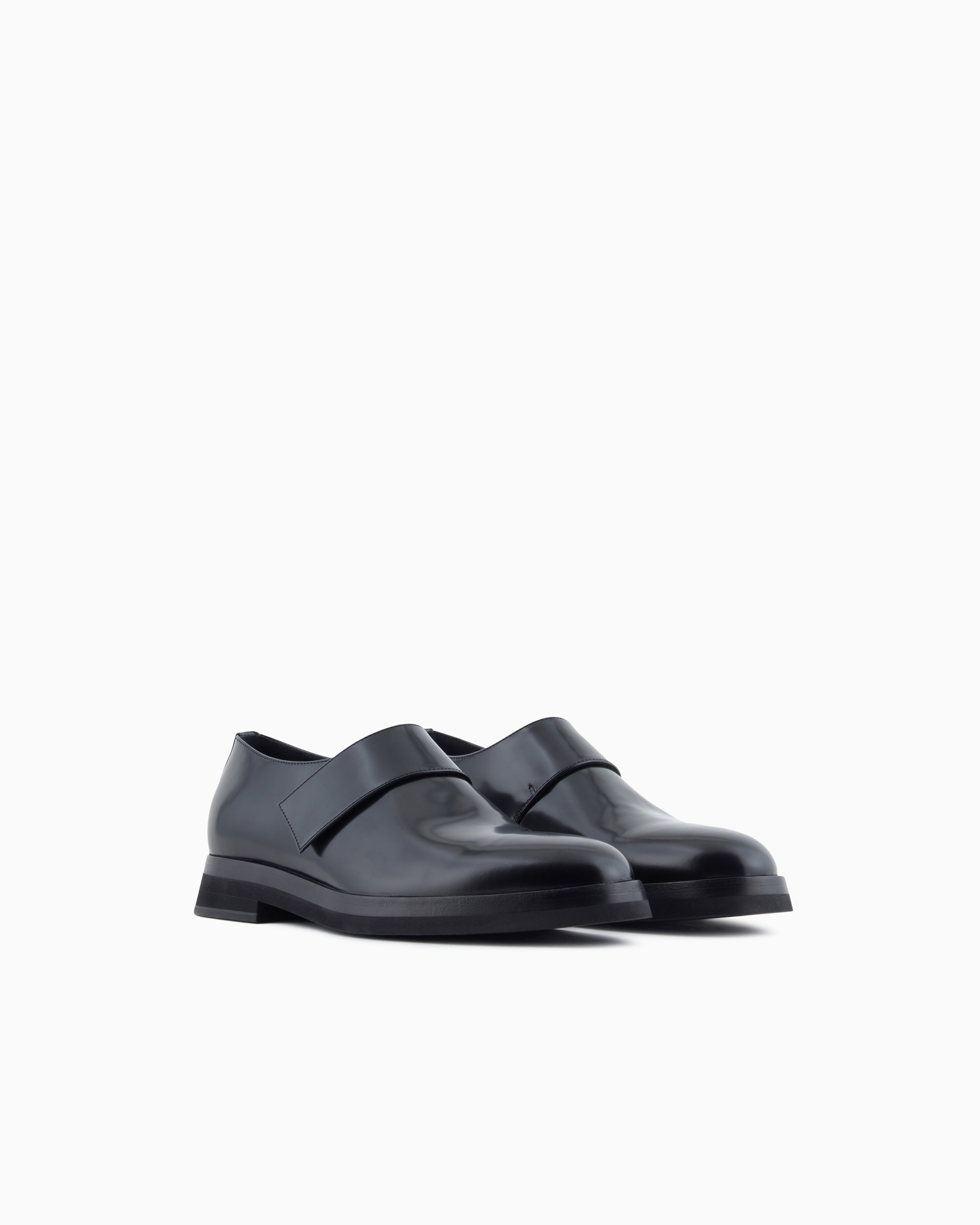 Giorgio Armani Chaussures À Boucle In Black