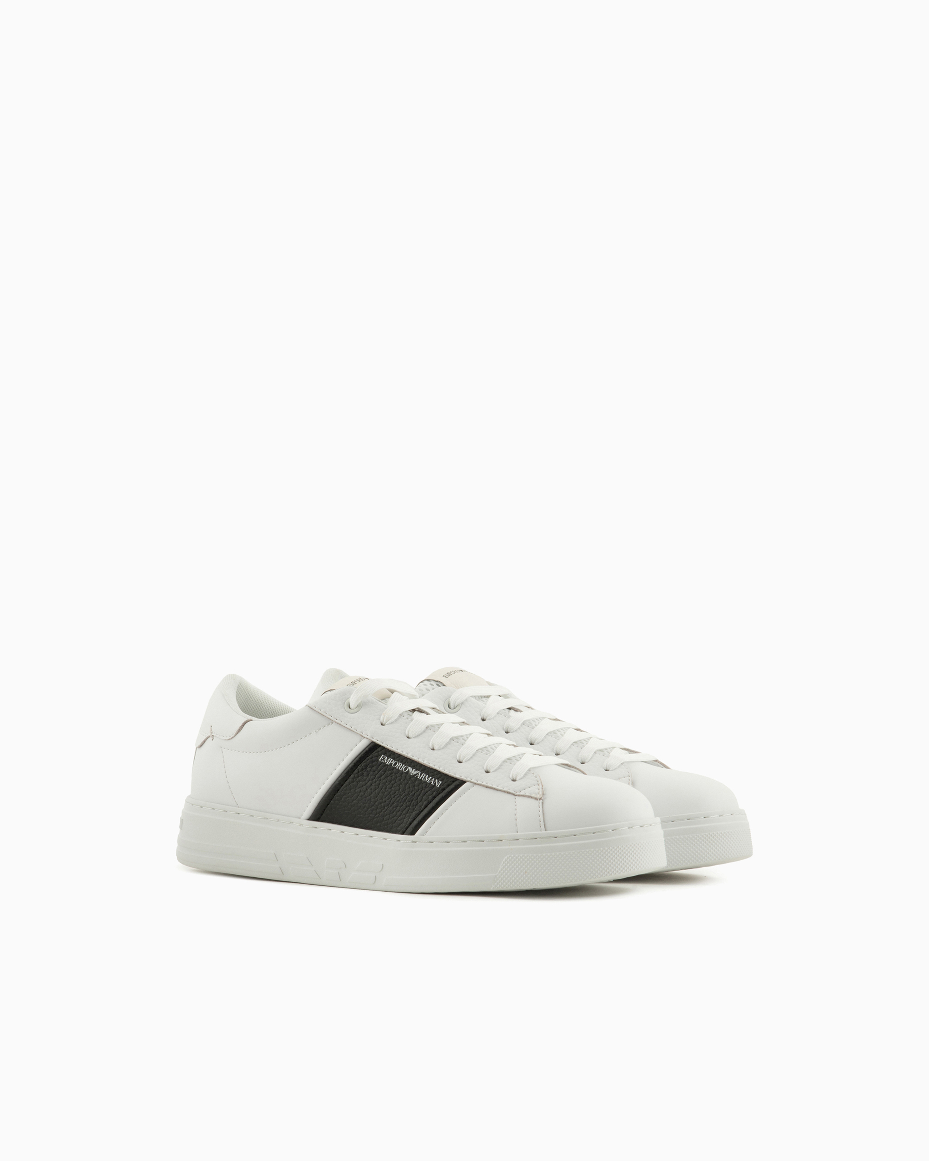 『EMPORIO ARMANI 』ロゴ パッチ ドローストリング フーディ Leather sneakers with logo detail | Emporio Armani
