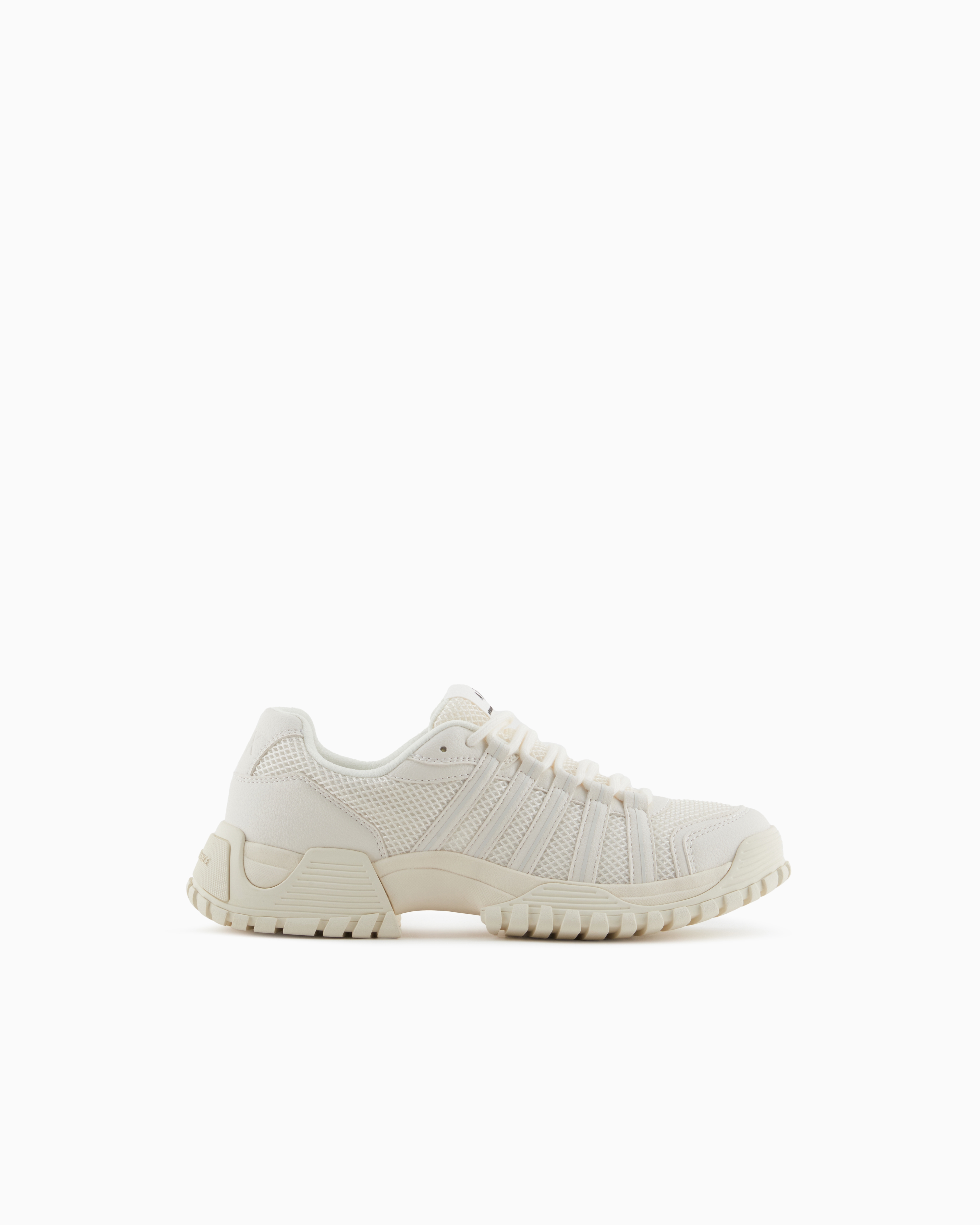 Sneakers with stitching