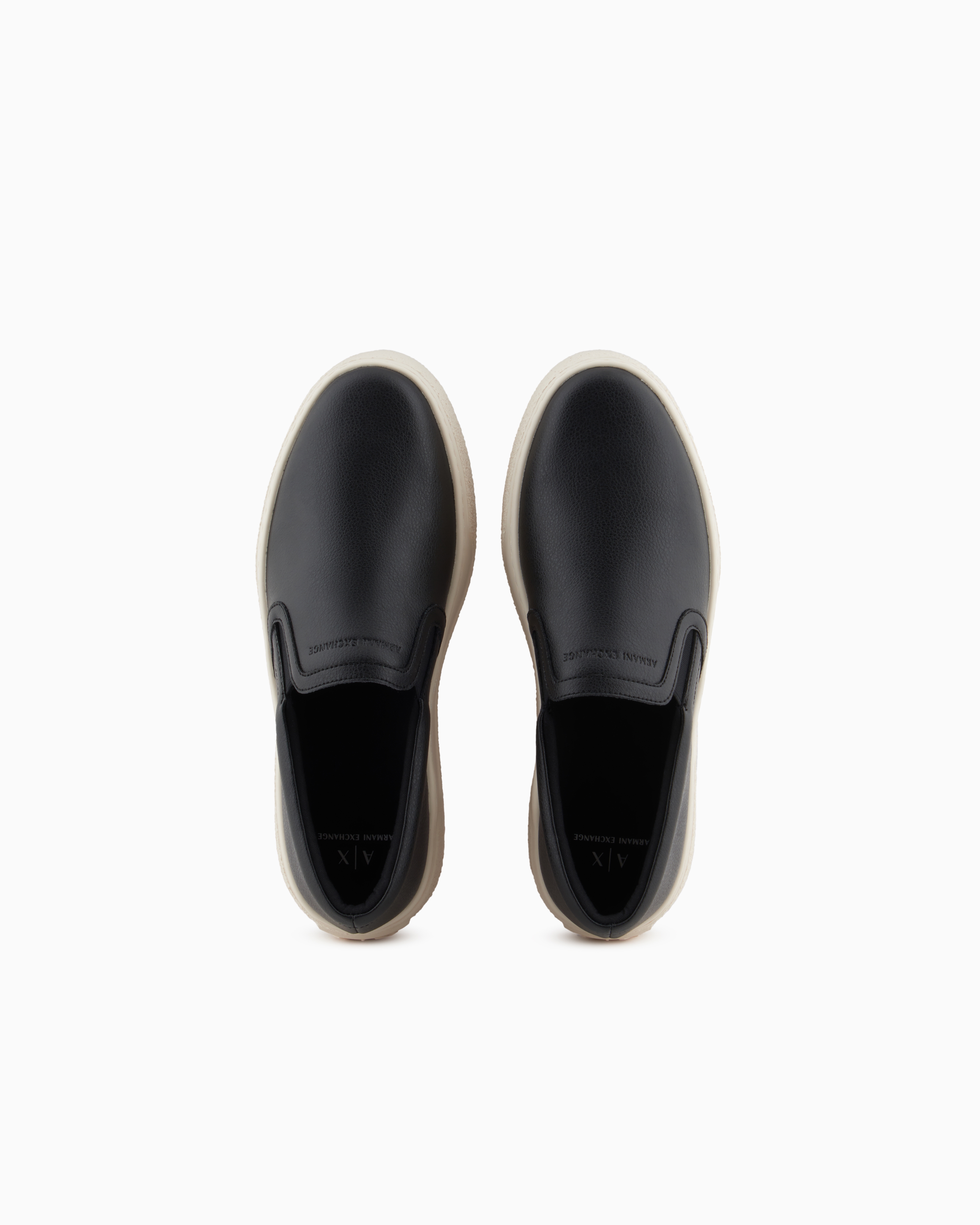 GIORGIO ARMANI パテントレザー スリッポン 黒 イタリア製 約27 GIORGIO ARMANI パテントレザー スリッポン 黒 イタリア製 約27