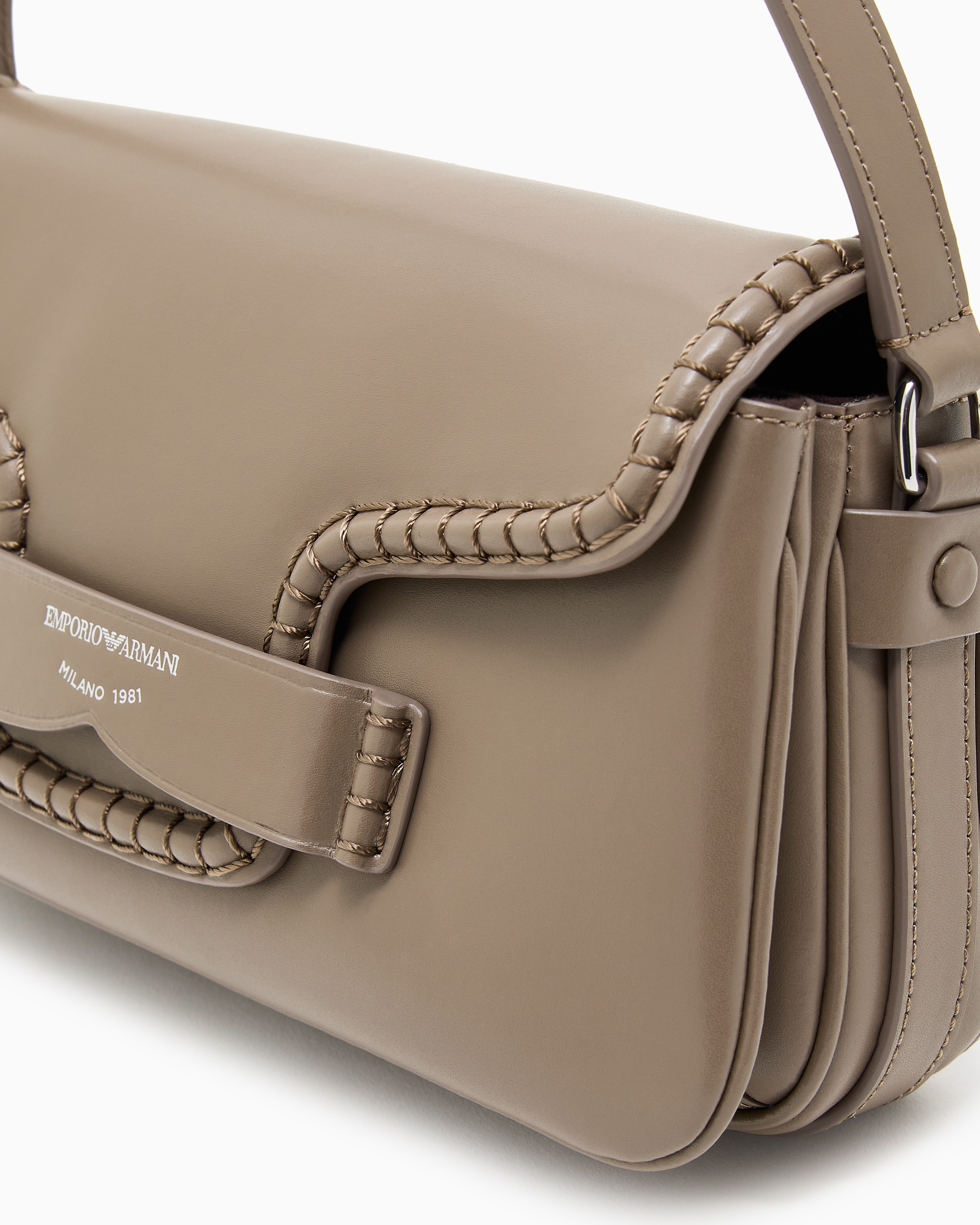 茎わかめ着用　emporio armani ショルダーバッグ 茎わかめ着用 emporio armani ショルダーバッグ ウィメンズ 新
