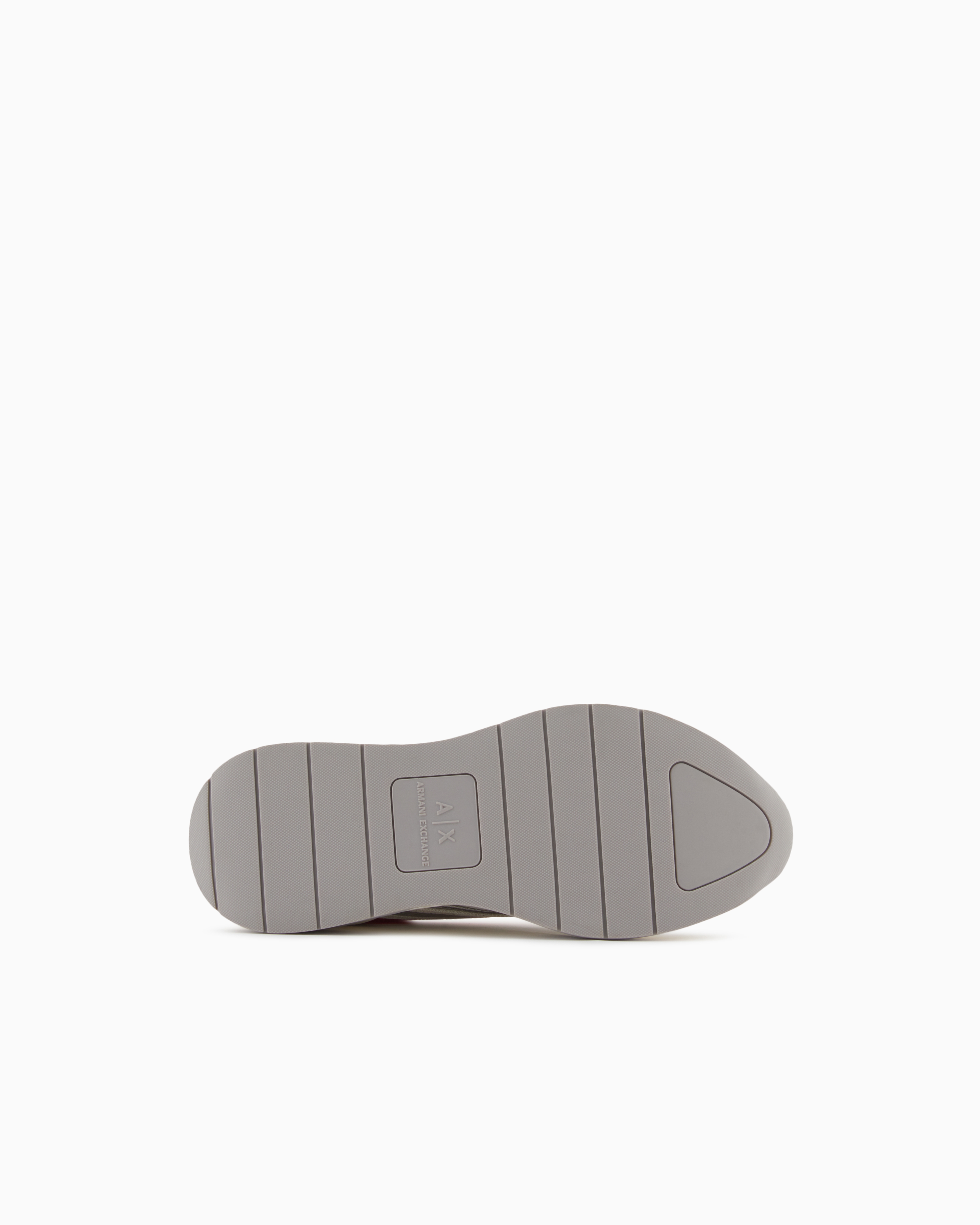 Leather sneakers with contrasting inserts